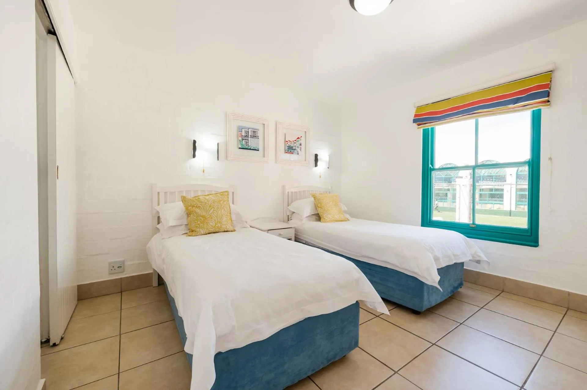 Bed in Club Mykonos Langebaan