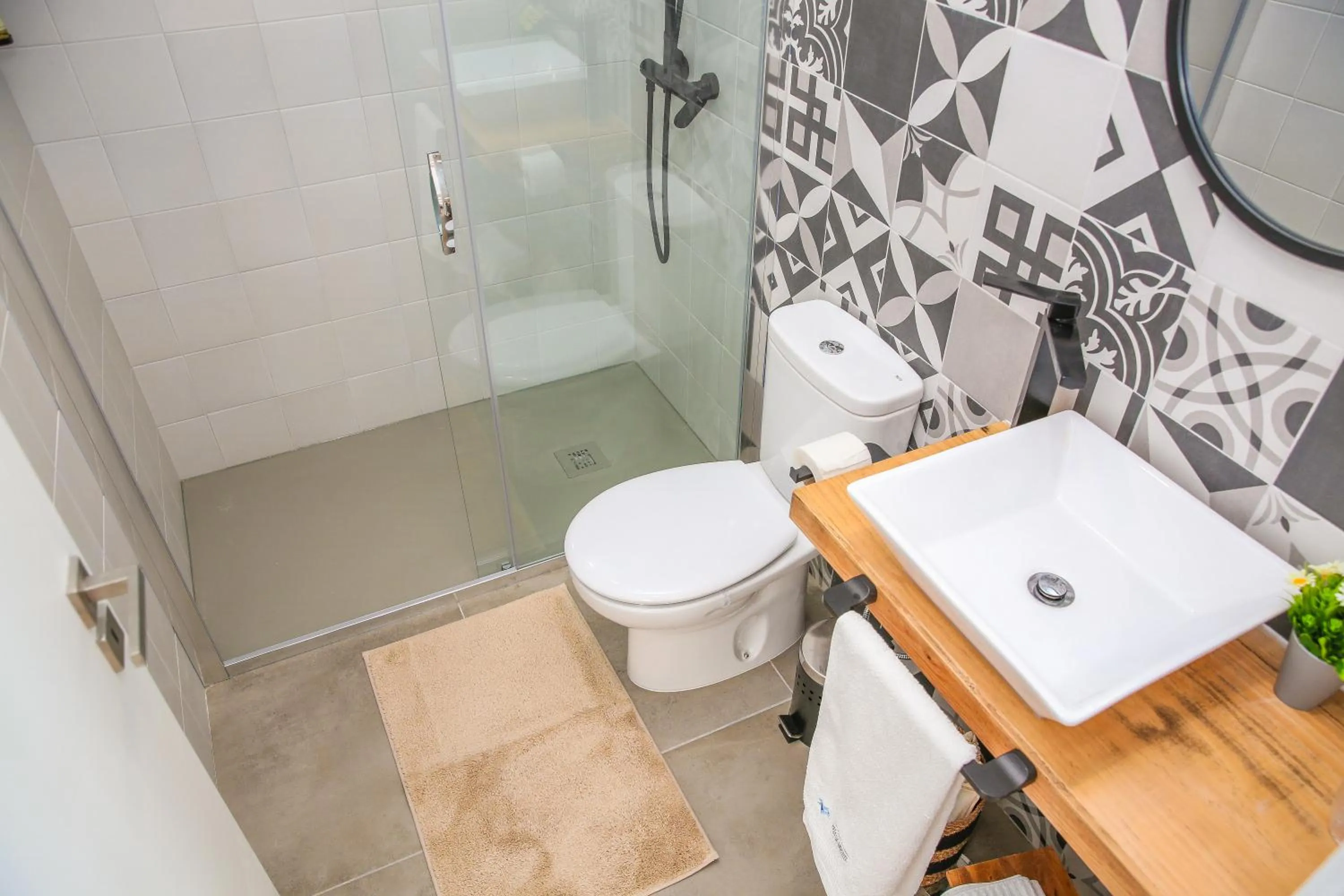 Shower in Pata da Gaivota Boutique House