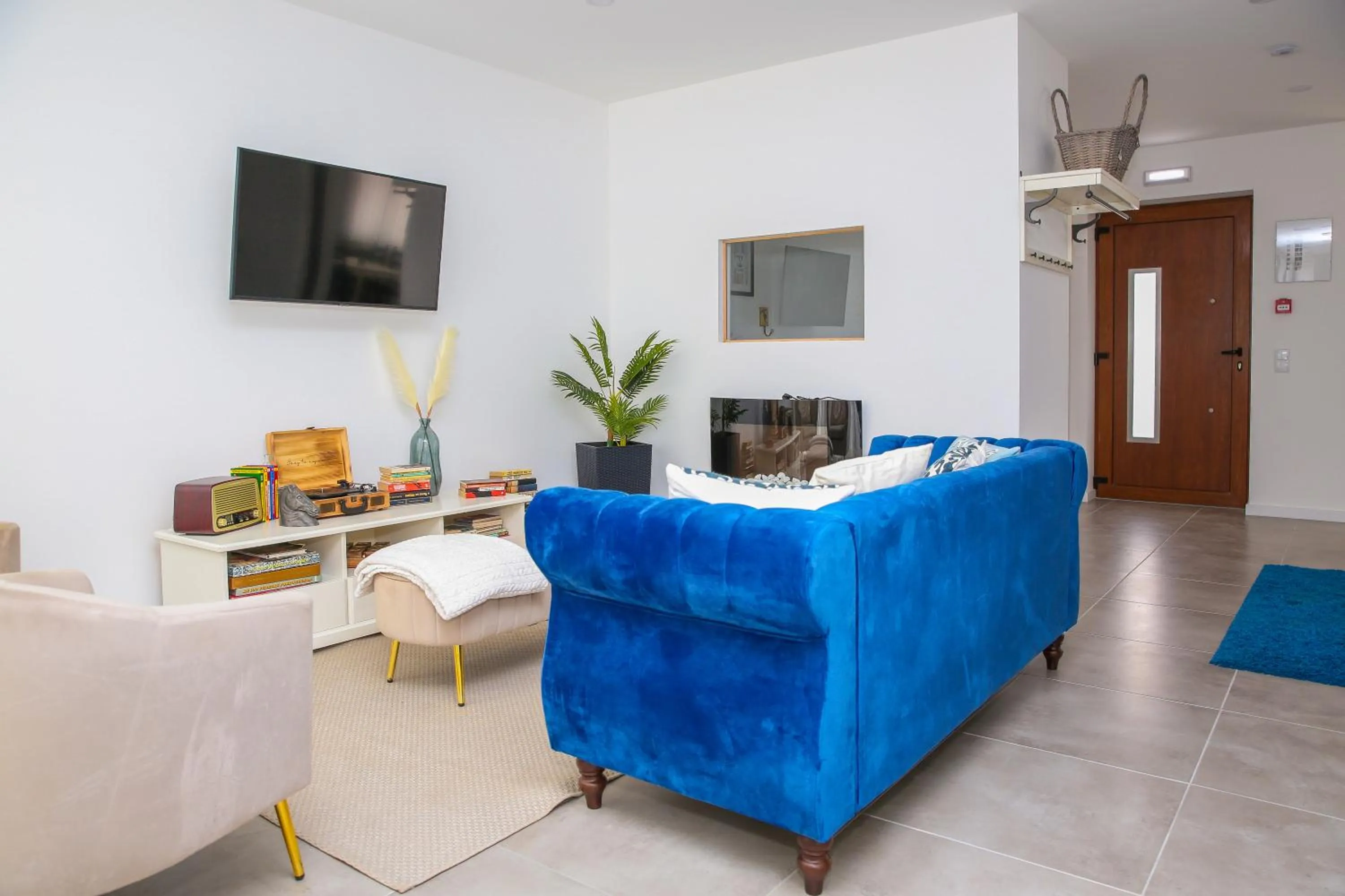 Communal lounge/ TV room in Pata da Gaivota Boutique House