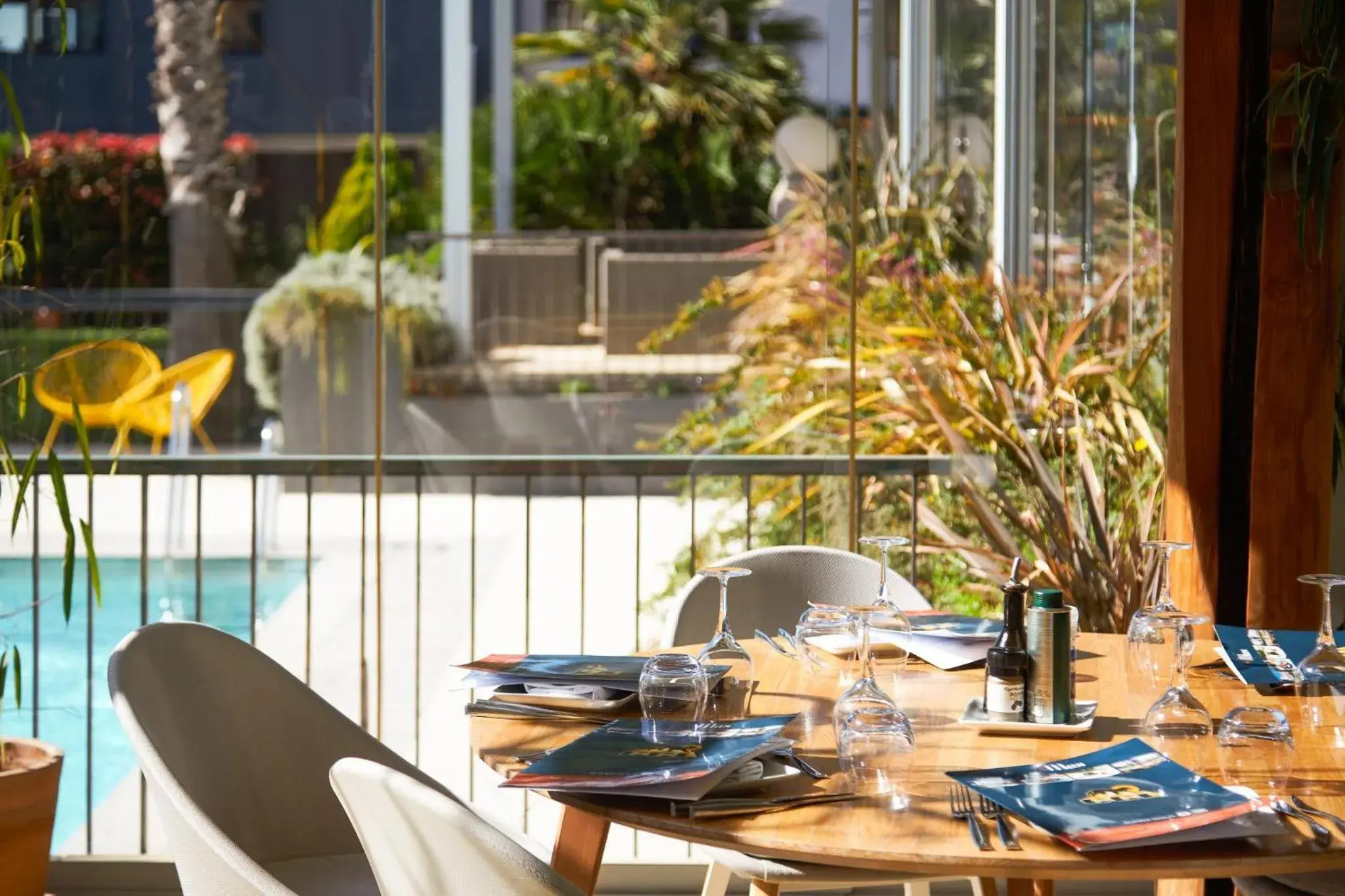 Restaurant/places to eat in Holiday Inn Perpignan by IHG Restaurant/places to eat in Holiday Inn Perpignan by IHG