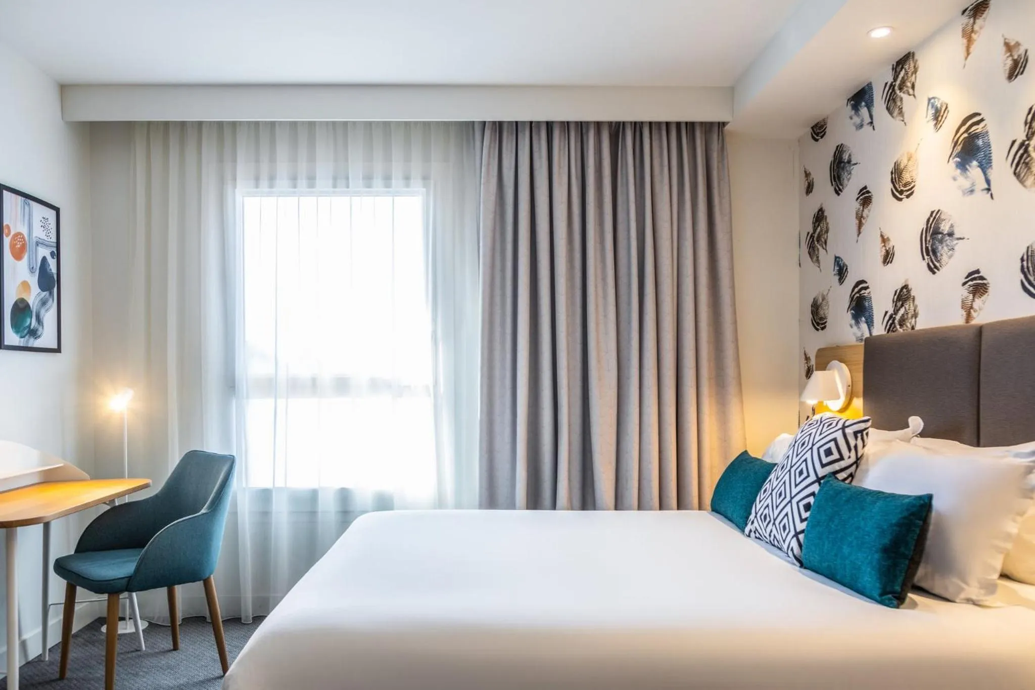 Photo of the whole room, Bed in Holiday Inn Perpignan by IHG