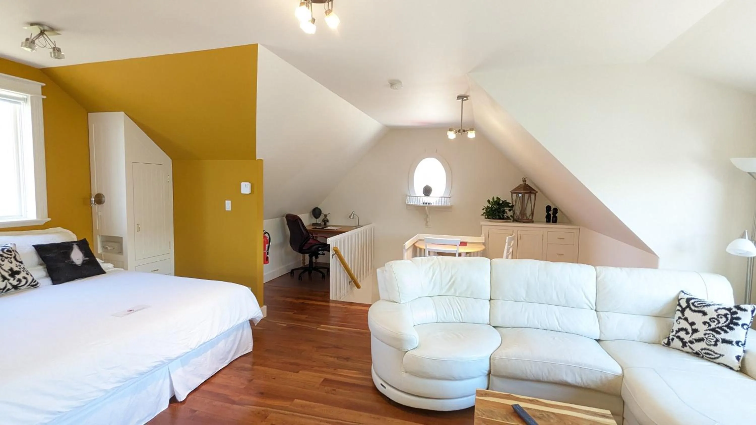 Bed in Au Cachalot Caché le gîte hôtel