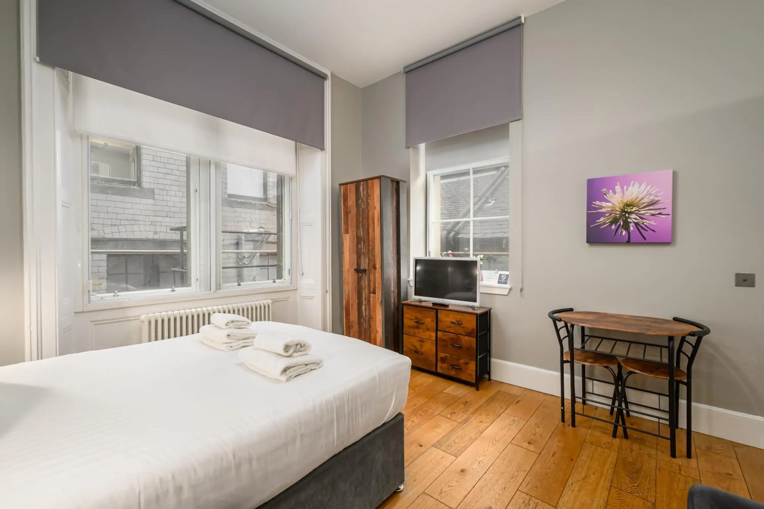 Bed in Destiny Scotland - St Andrew Square Apartments Bed in Destiny Scotland - St Andrew Square Apartments