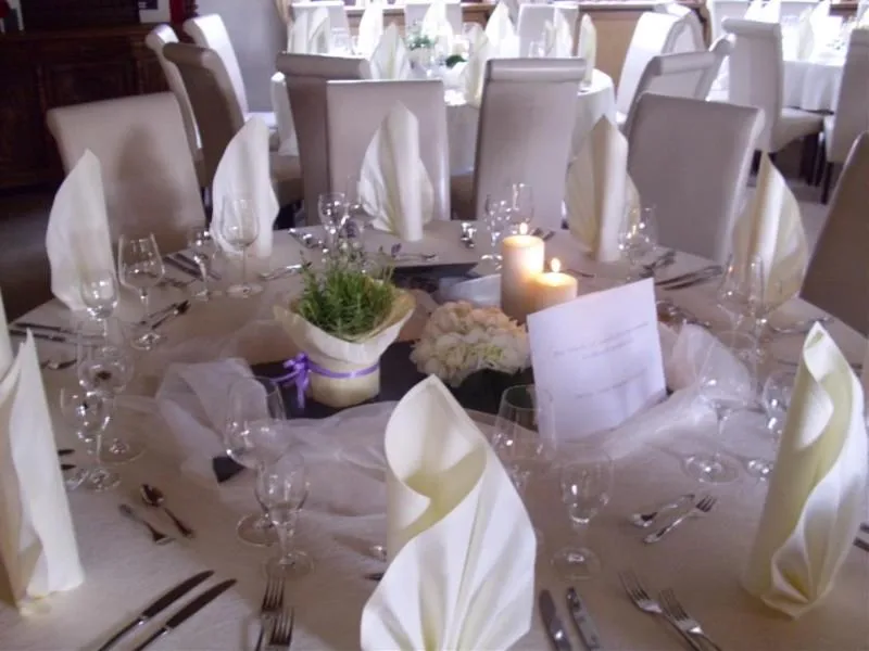 Restaurant/places to eat in Quartier-Restaurant Zum Hannes