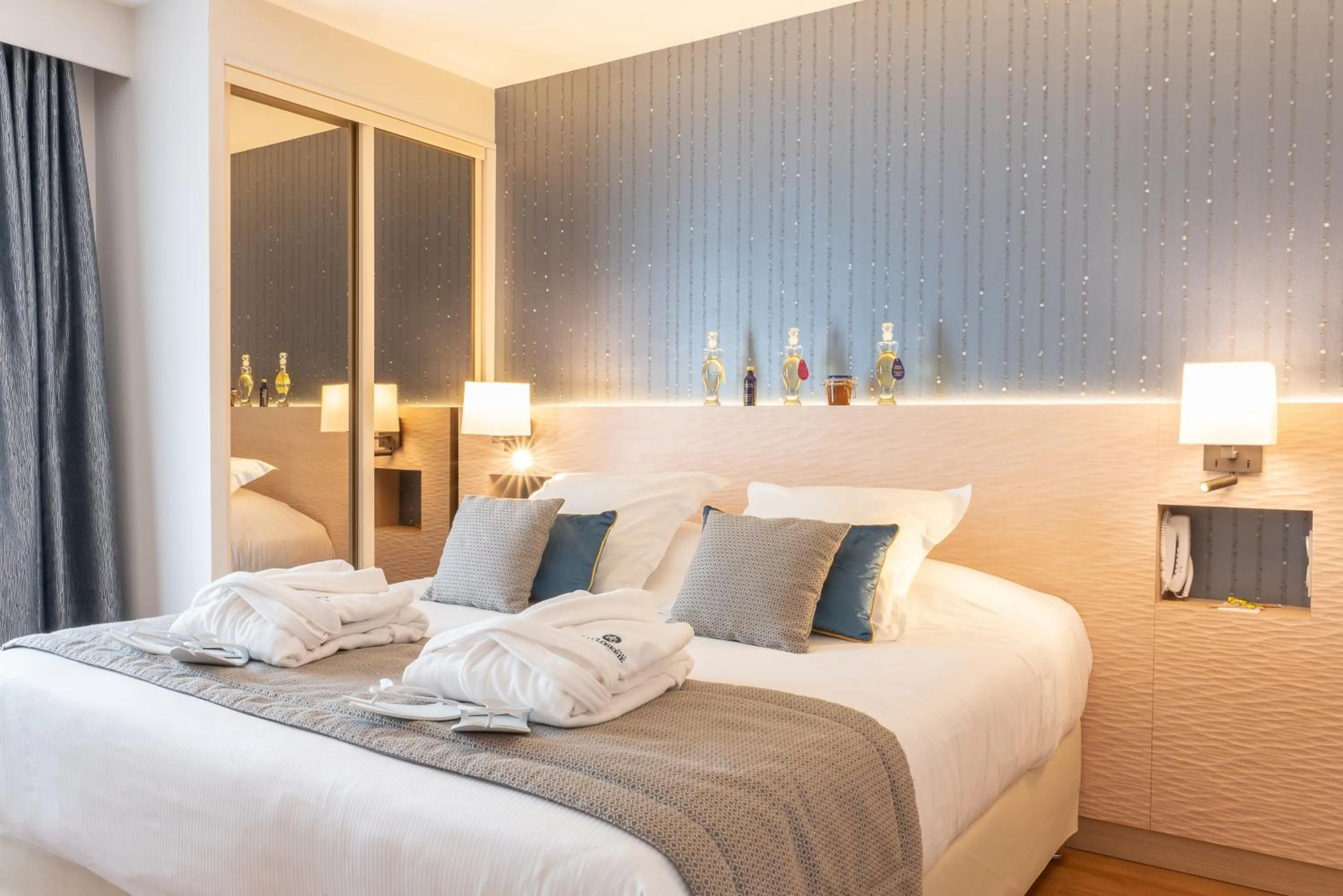 Bed in La Closerie SPA & Résidence Hôtel