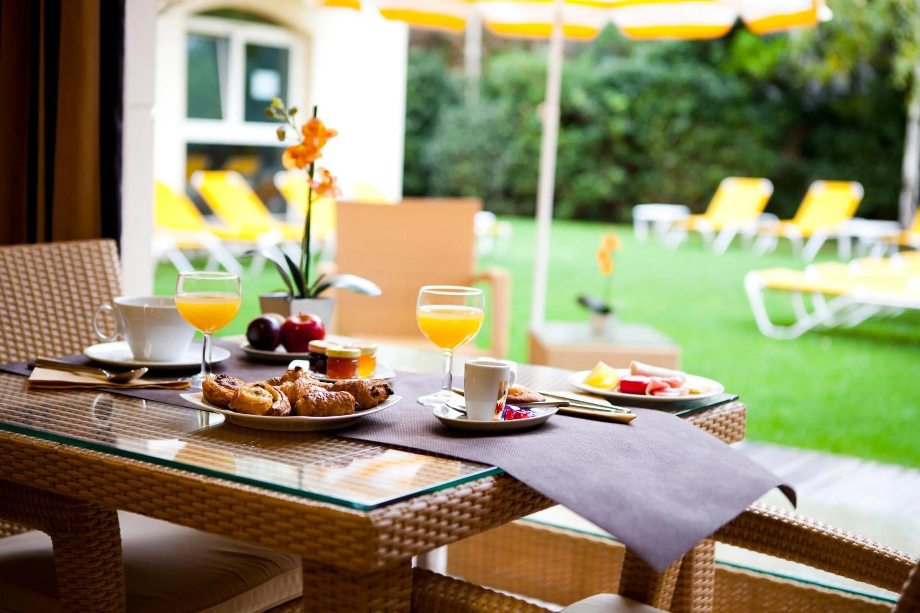 Restaurant/places to eat in La Closerie SPA & Résidence Hôtel