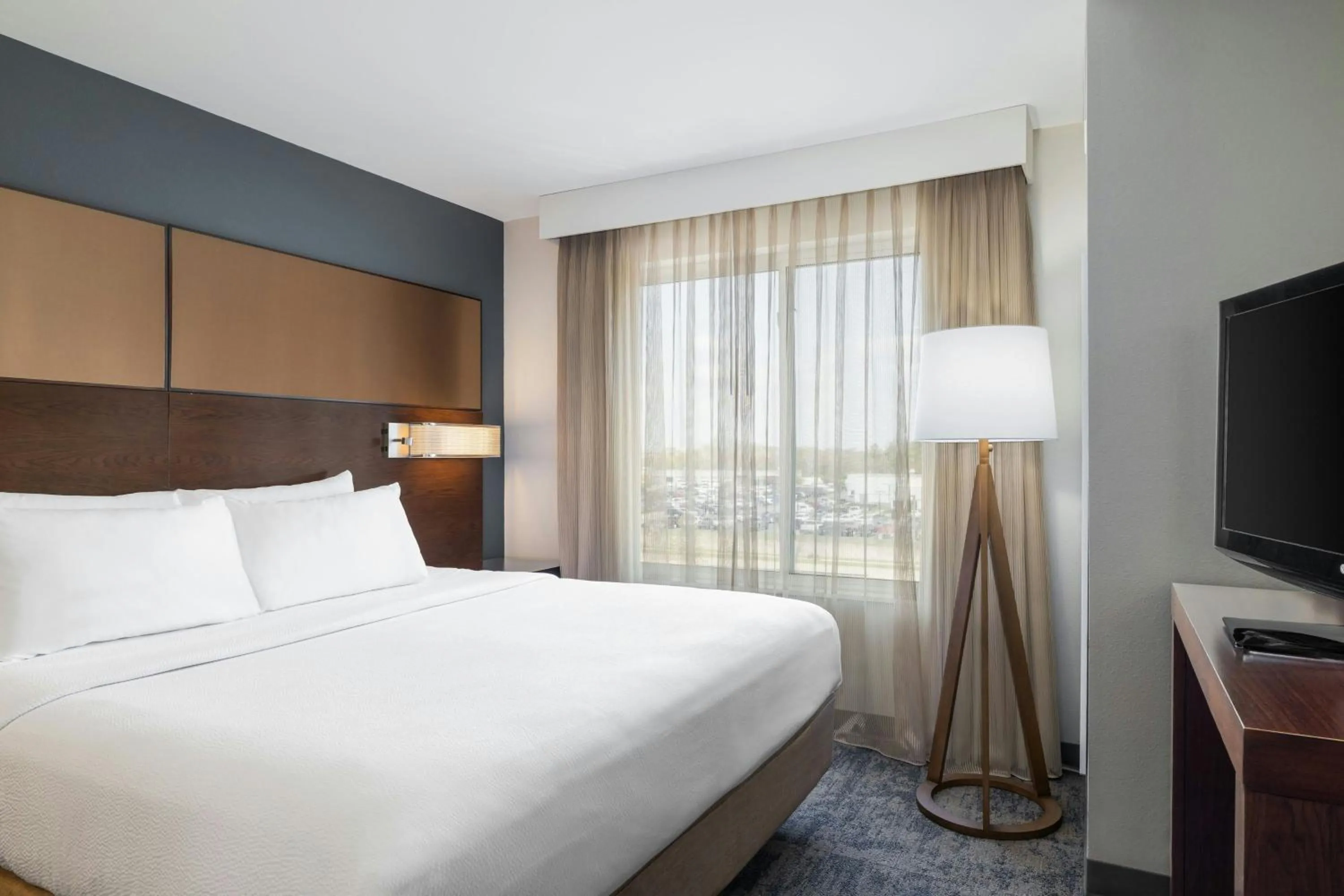 Bedroom, Bed in Residence Inn by Marriott Champaign