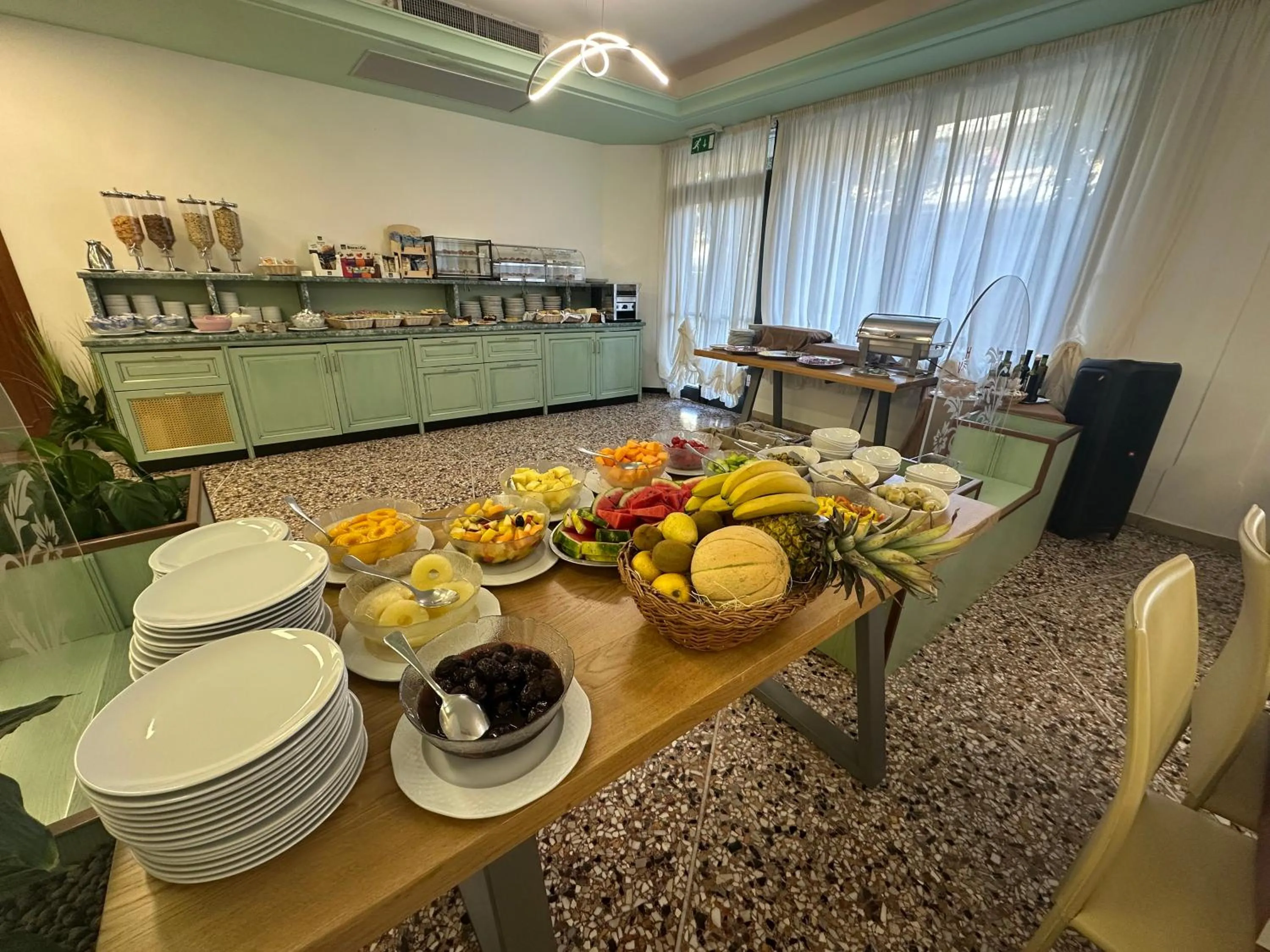 Breakfast in Hotel Vienna