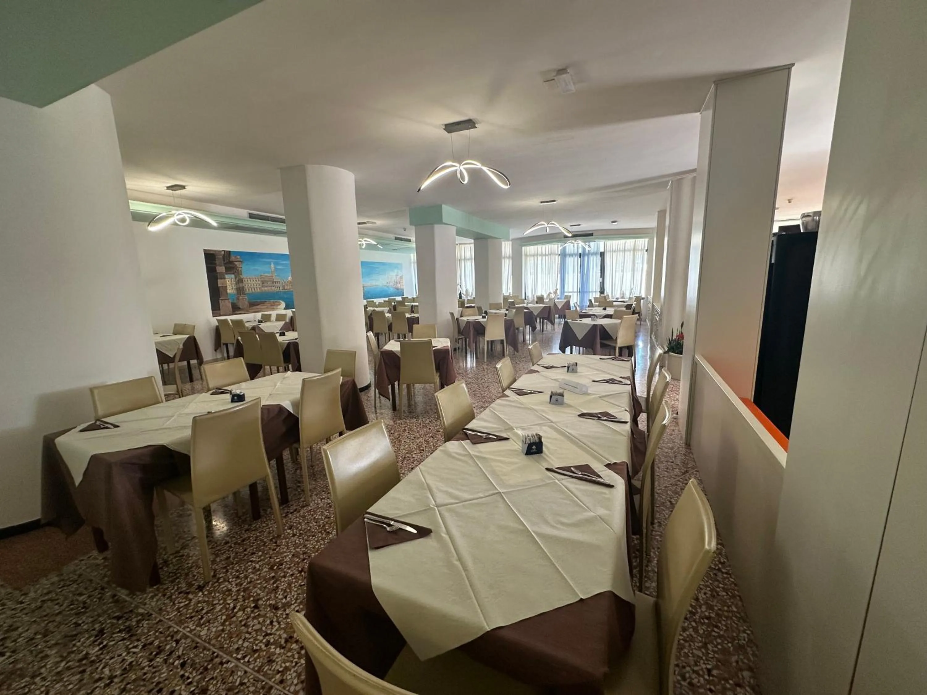 Breakfast in Hotel Vienna