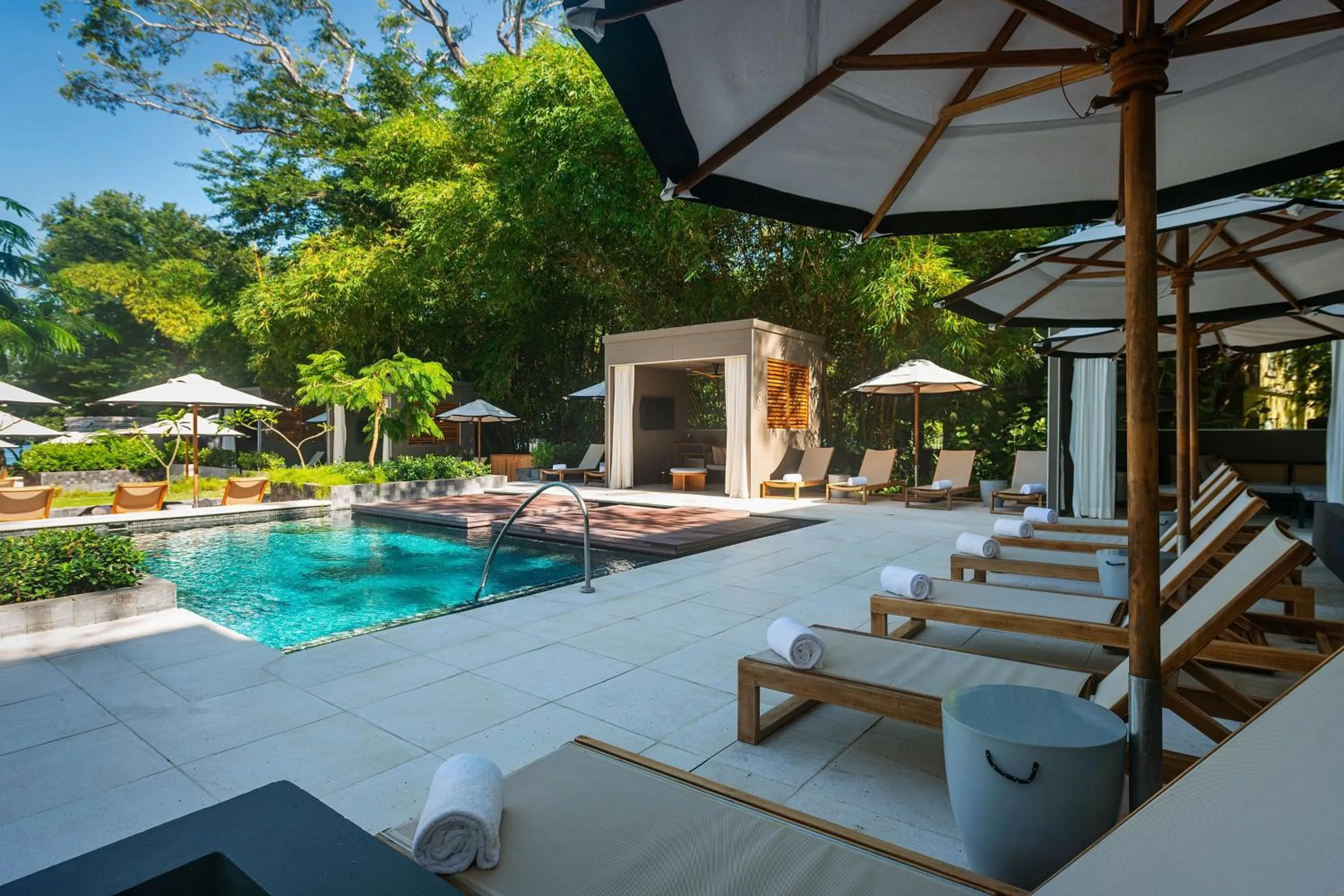 Swimming pool in El Mangroove Papagayo, Autograph Collection