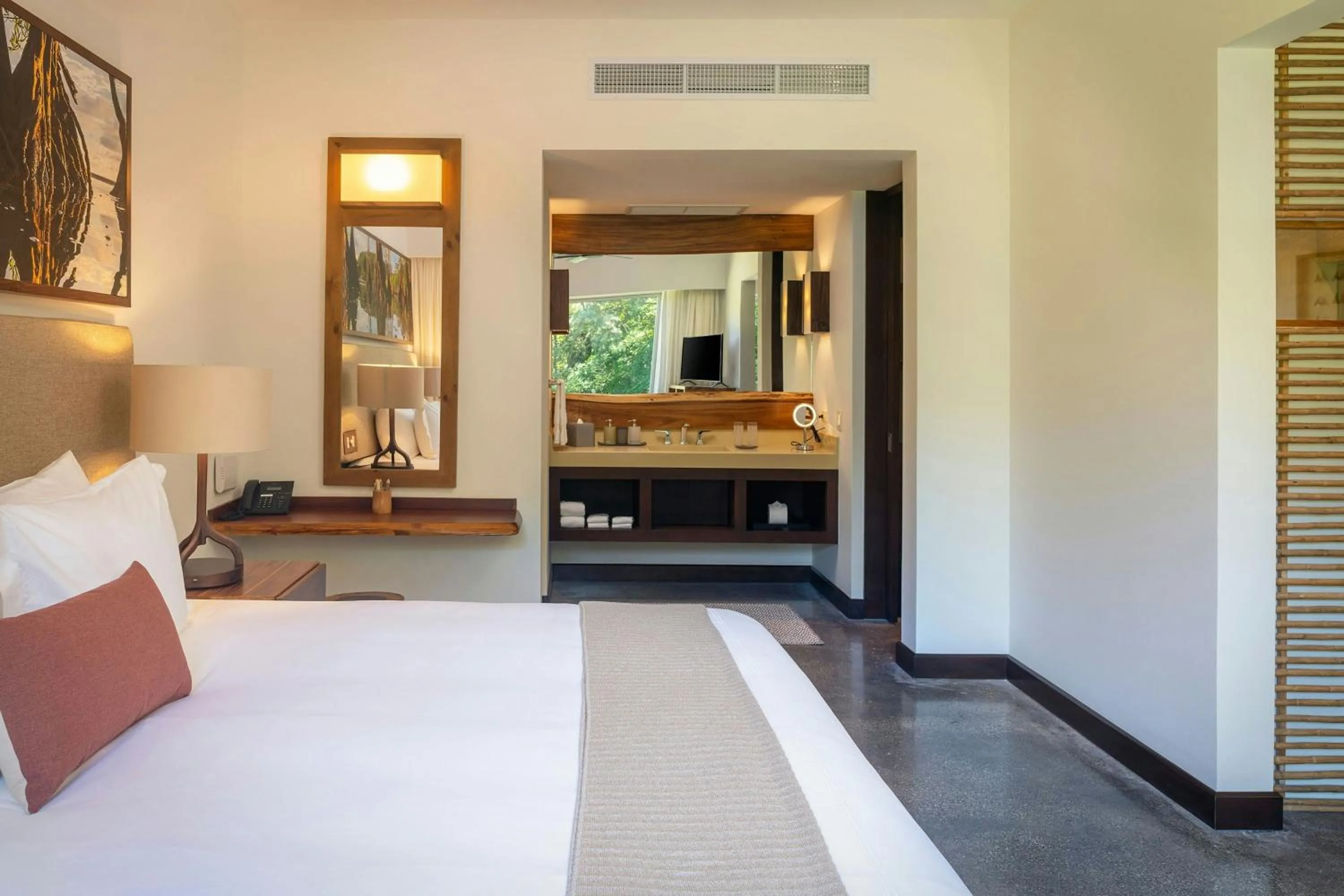 Bedroom, Bed in El Mangroove Papagayo, Autograph Collection