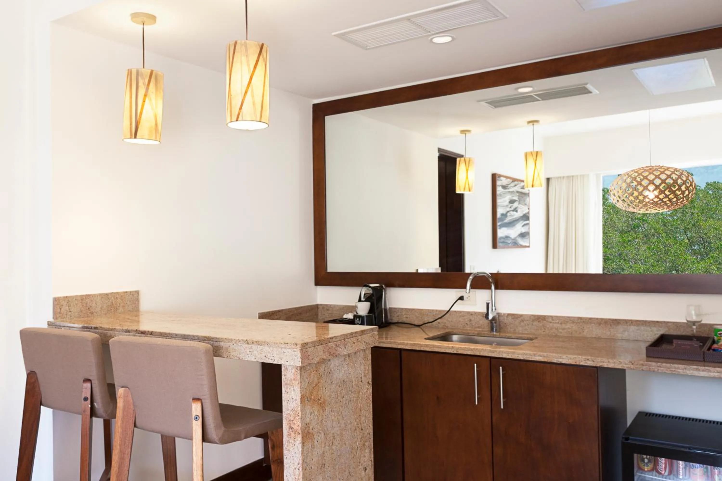 Dining area in El Mangroove Papagayo, Autograph Collection