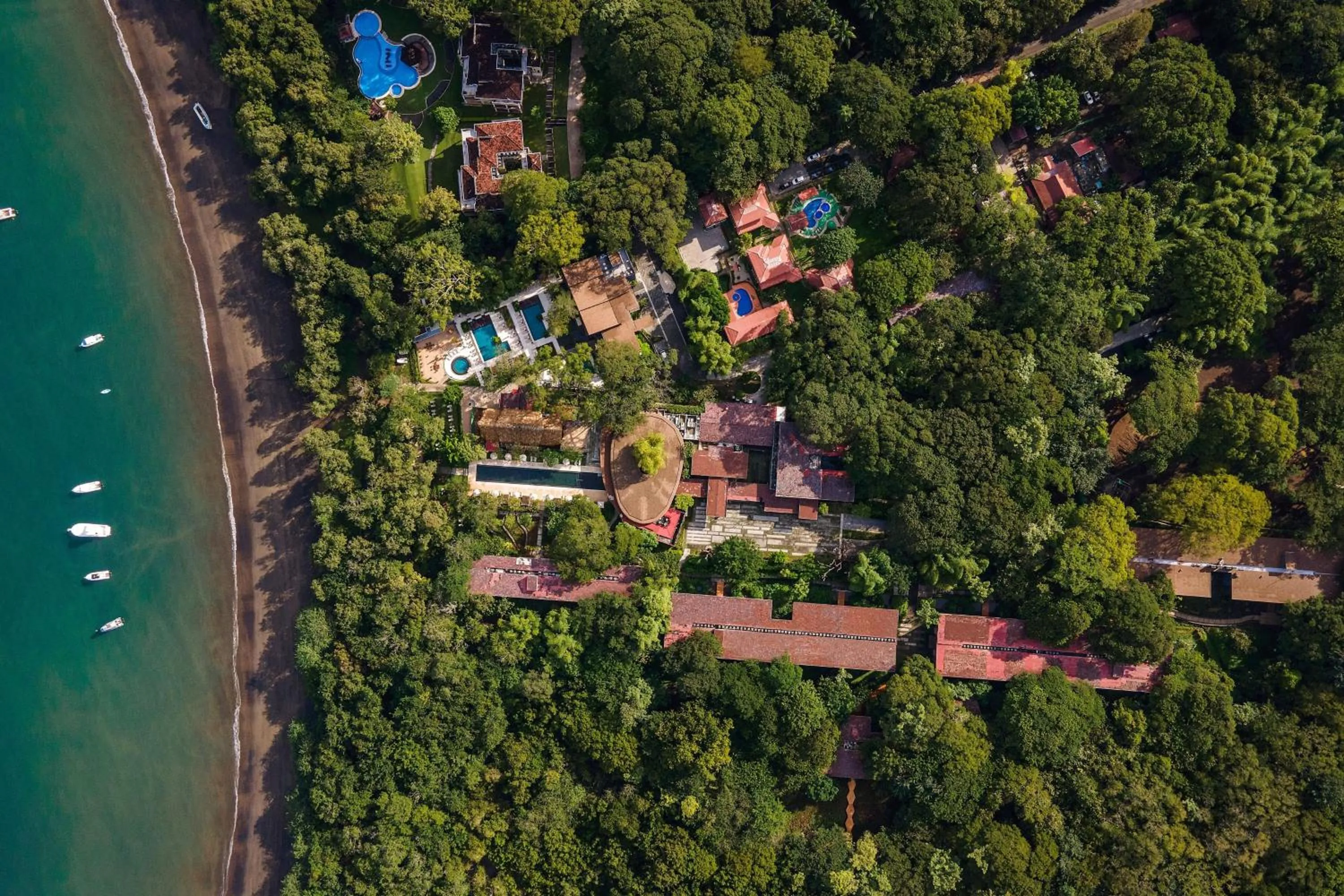 Property building in El Mangroove Papagayo, Autograph Collection