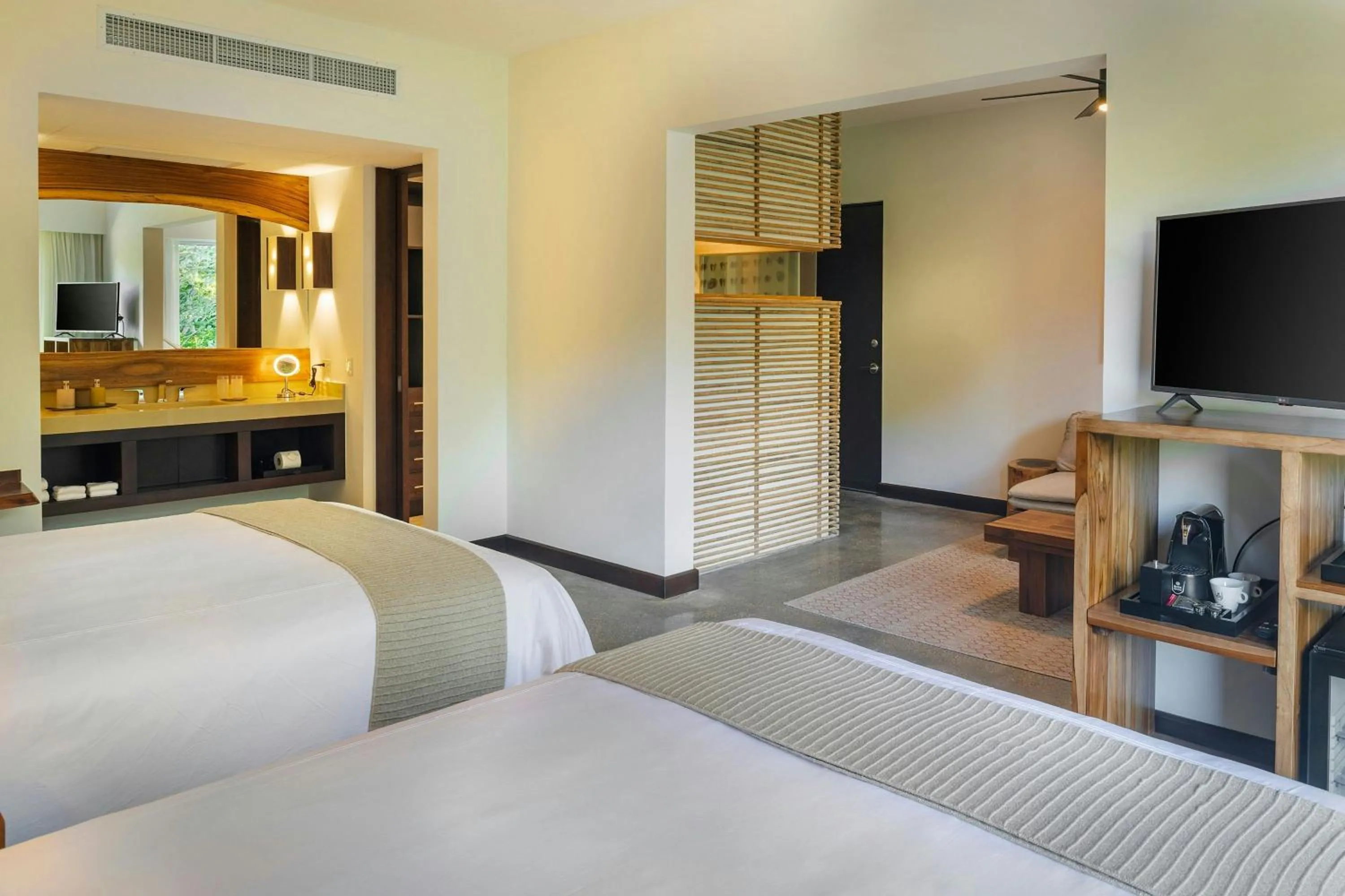 Bedroom, Bed in El Mangroove Papagayo, Autograph Collection
