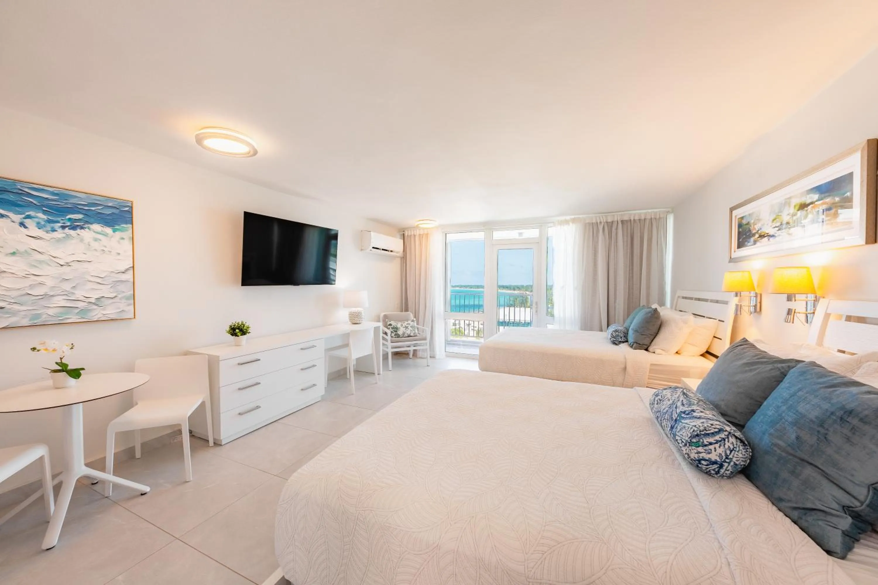 Bed in ESJ Towers by Chana