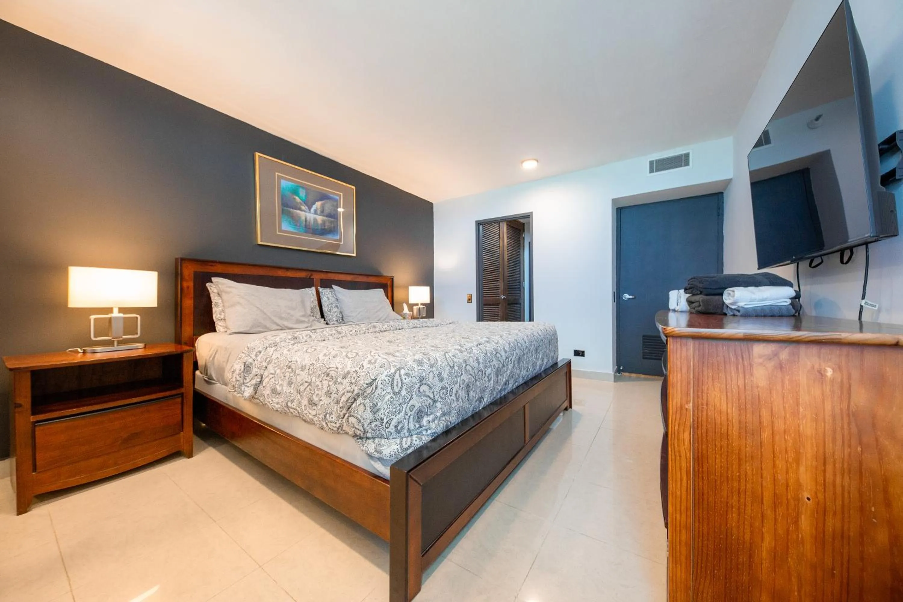 Bed in ESJ Towers by Chana