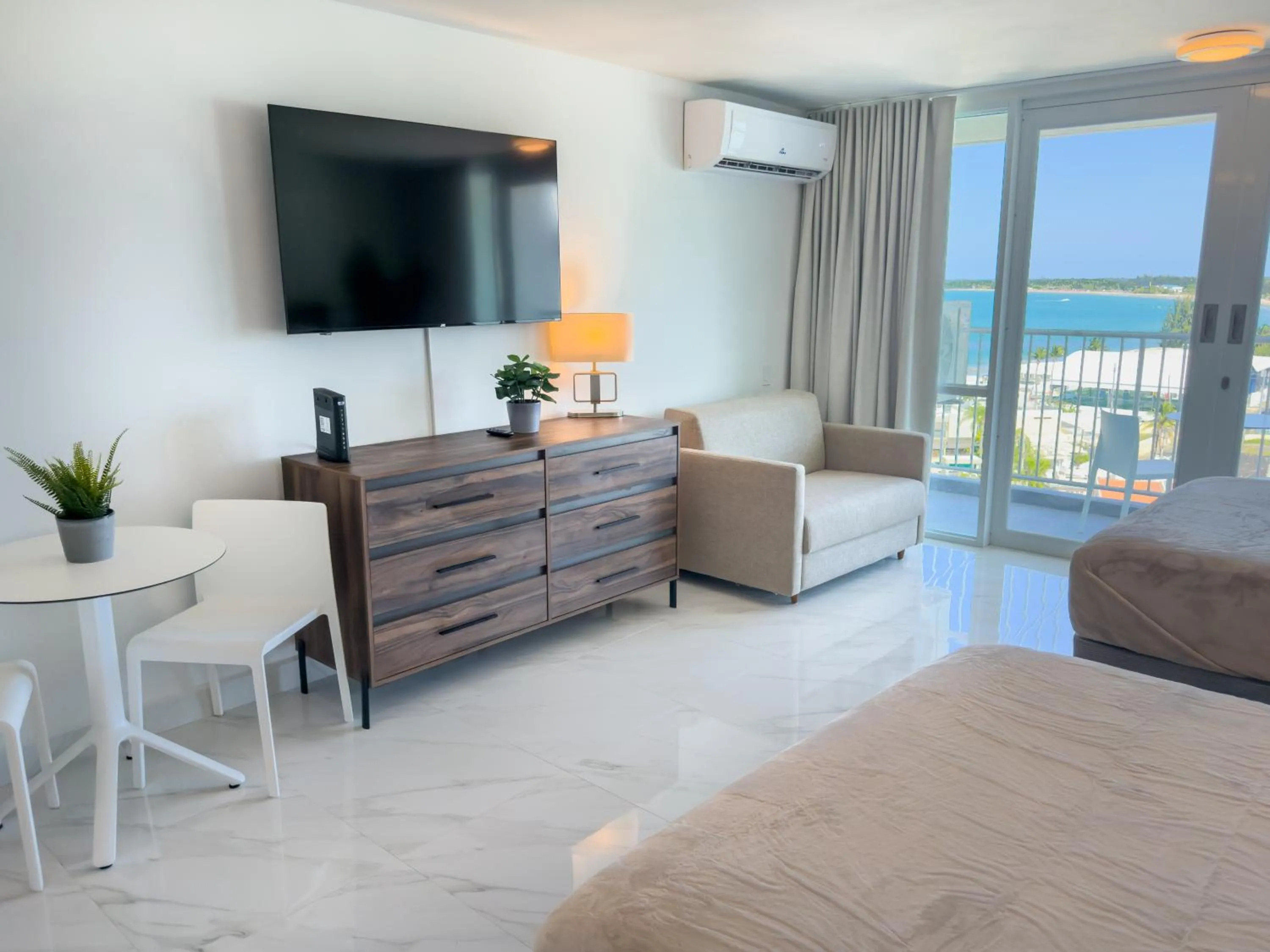 Bed in ESJ Towers by Chana