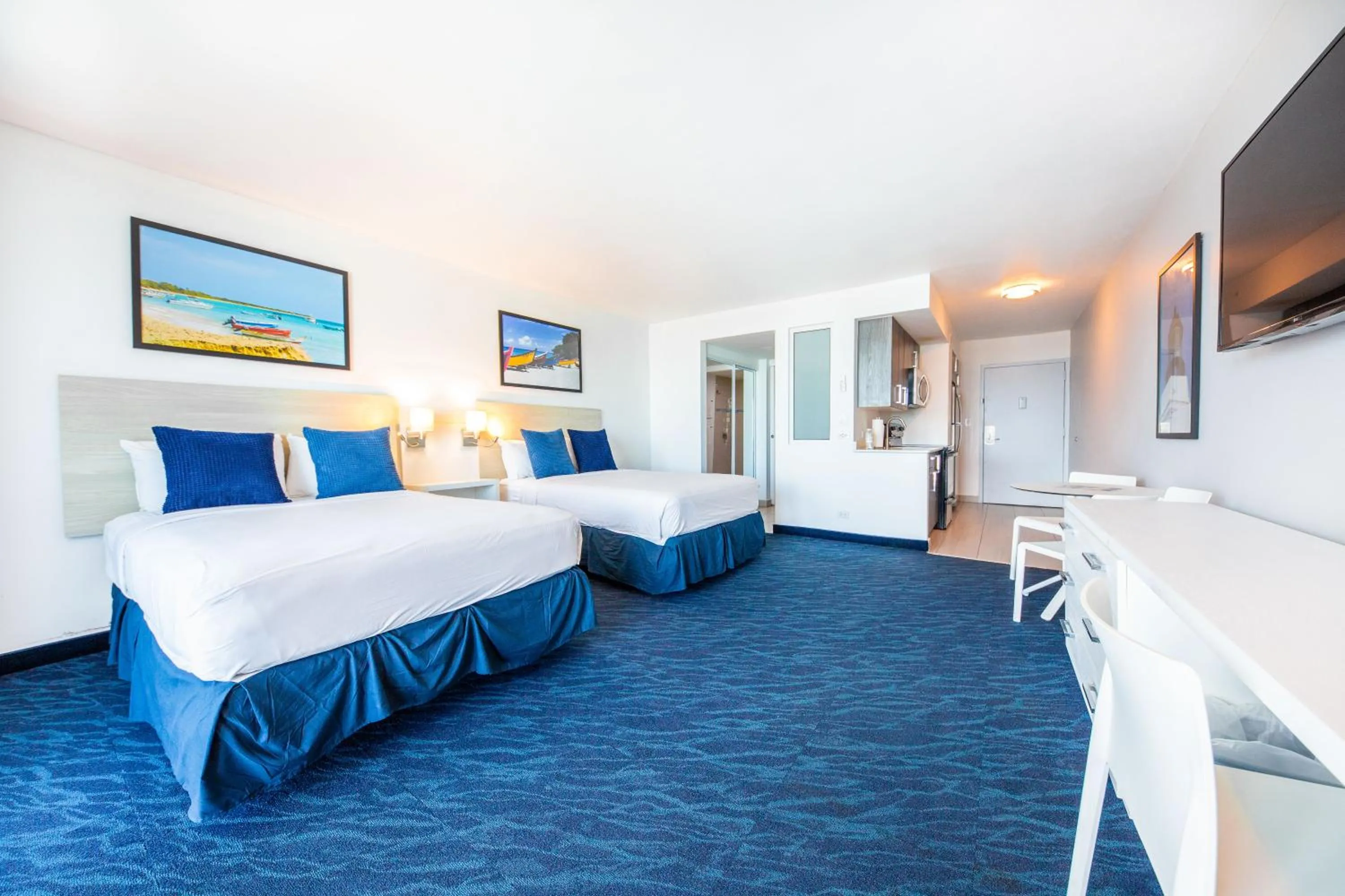 Bed in ESJ Towers by Chana