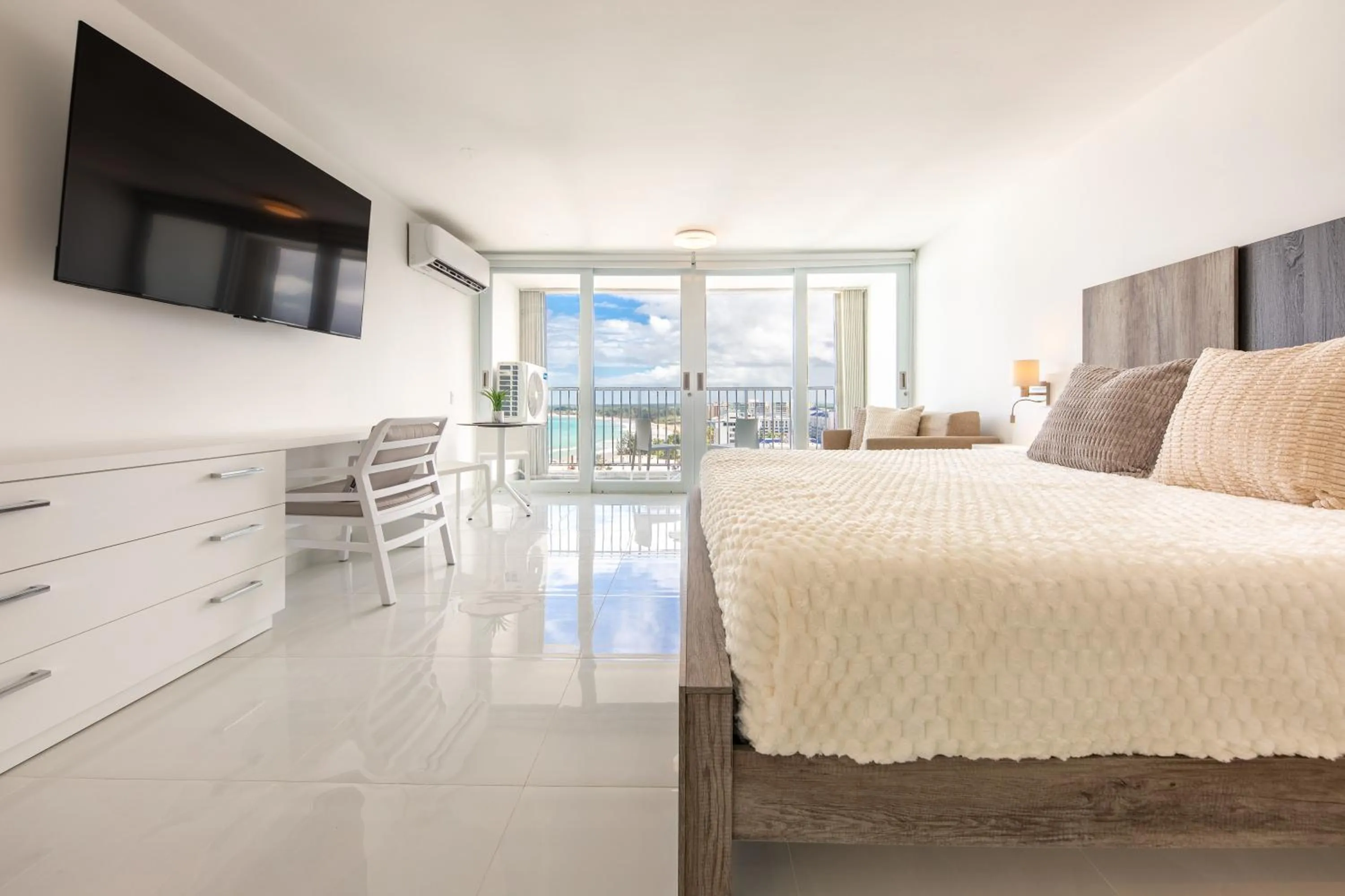 Bed in ESJ Towers by Chana