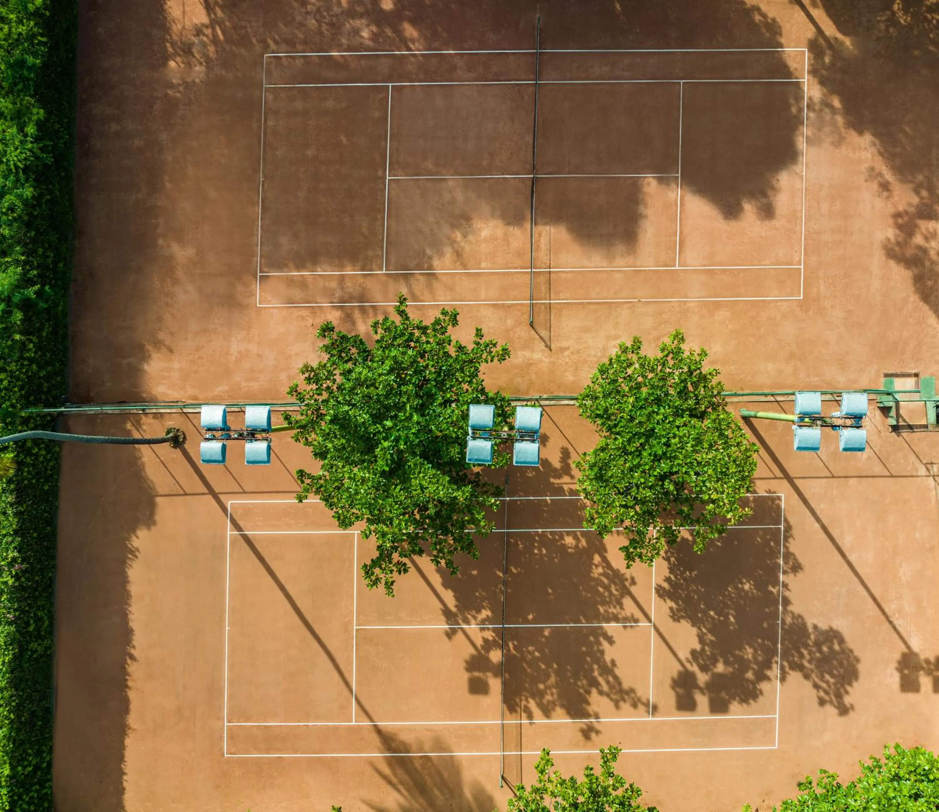Tennis court in GHL Hotel Club el Puente