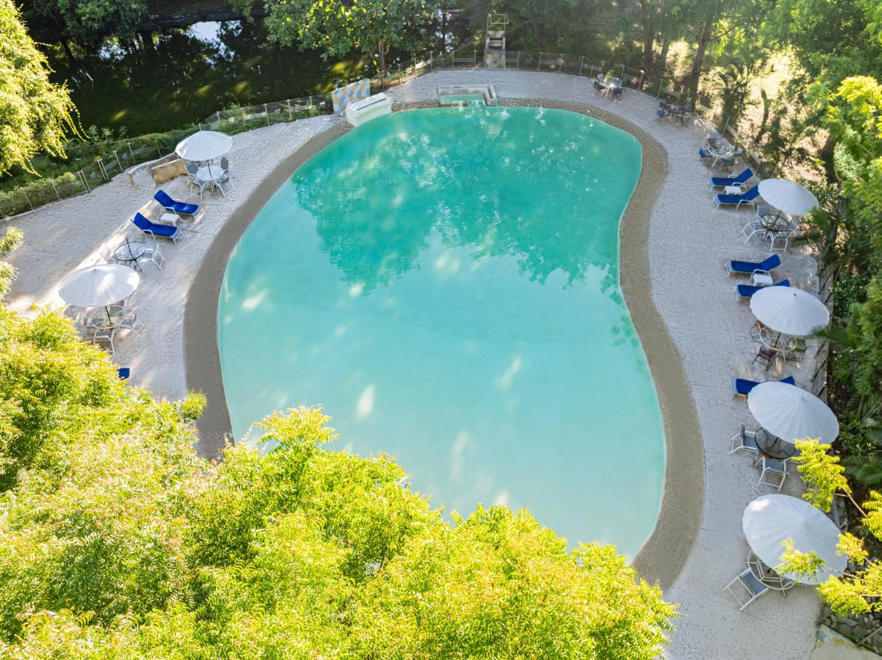 Swimming pool in GHL Hotel Club el Puente