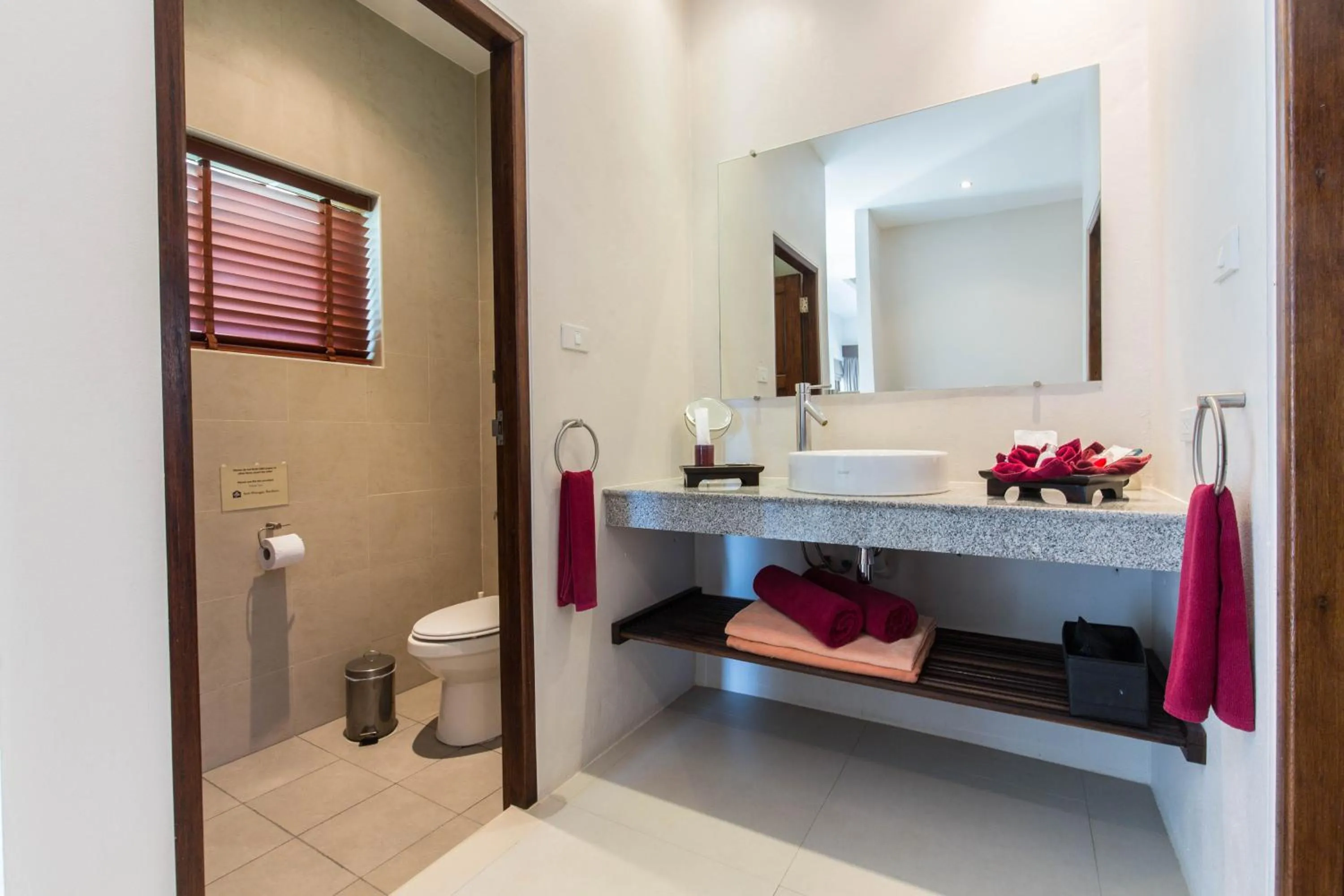 Bathroom in Koh Phangan Pavilions Serviced Apartments