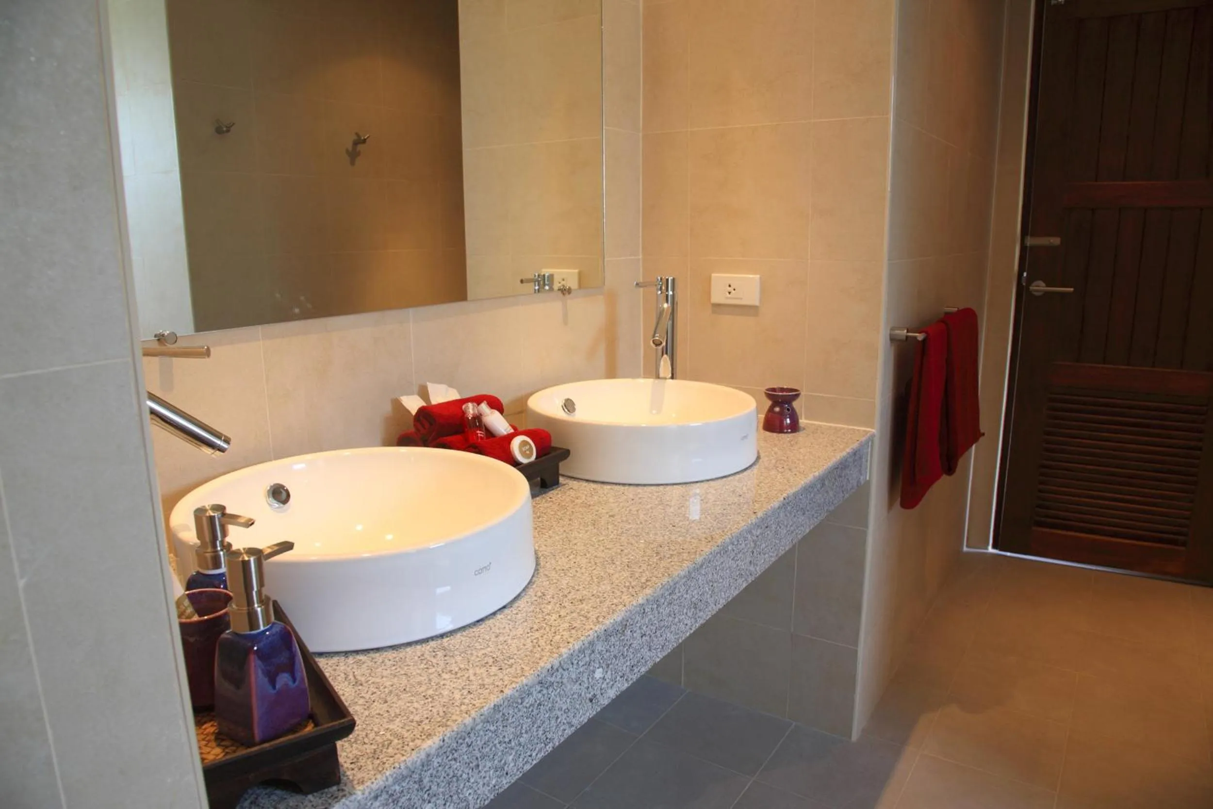 Bathroom in Koh Phangan Pavilions Serviced Apartments