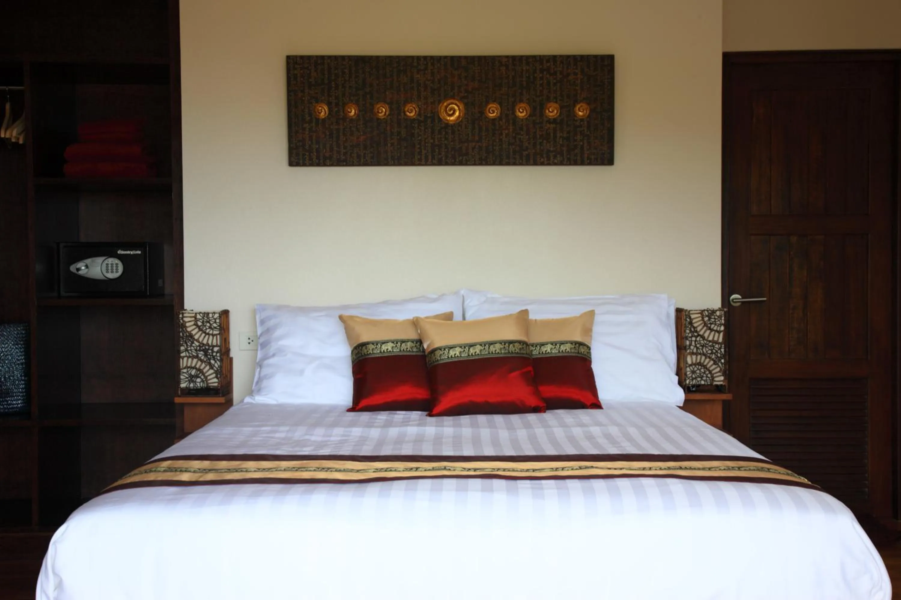 Bed in Koh Phangan Pavilions Serviced Apartments