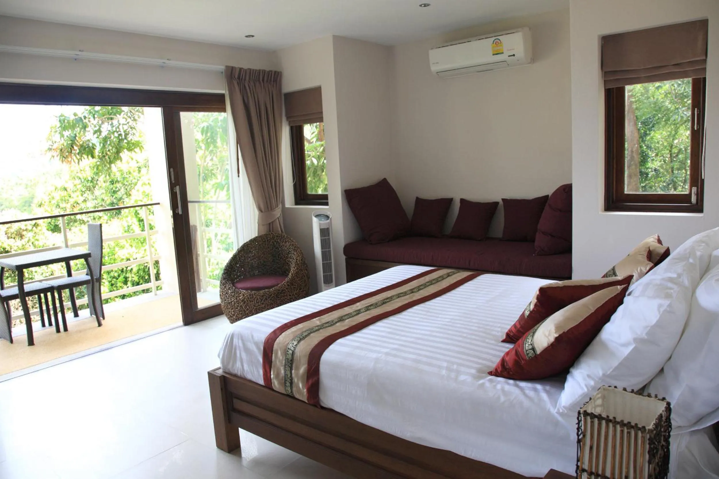Bed in Koh Phangan Pavilions Serviced Apartments