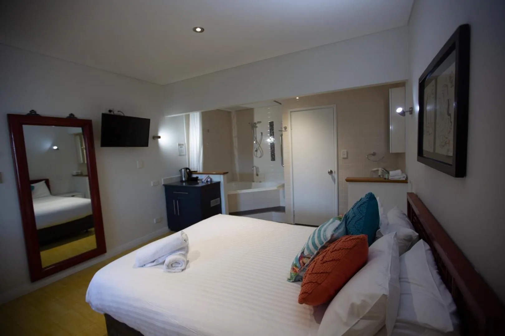 Bed in Dunsborough Bay Village Resort Suites