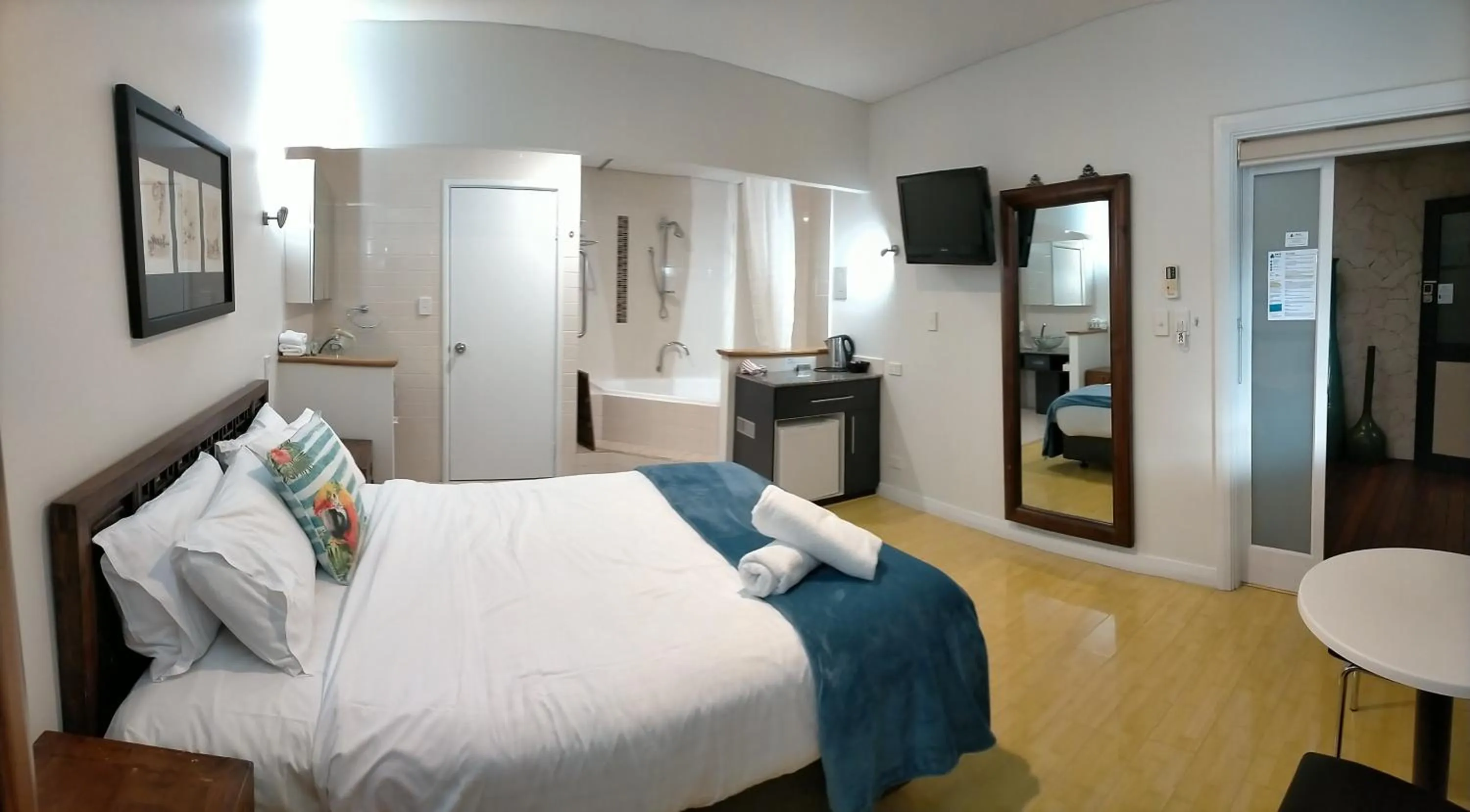 Bed in Dunsborough Bay Village Resort Suites