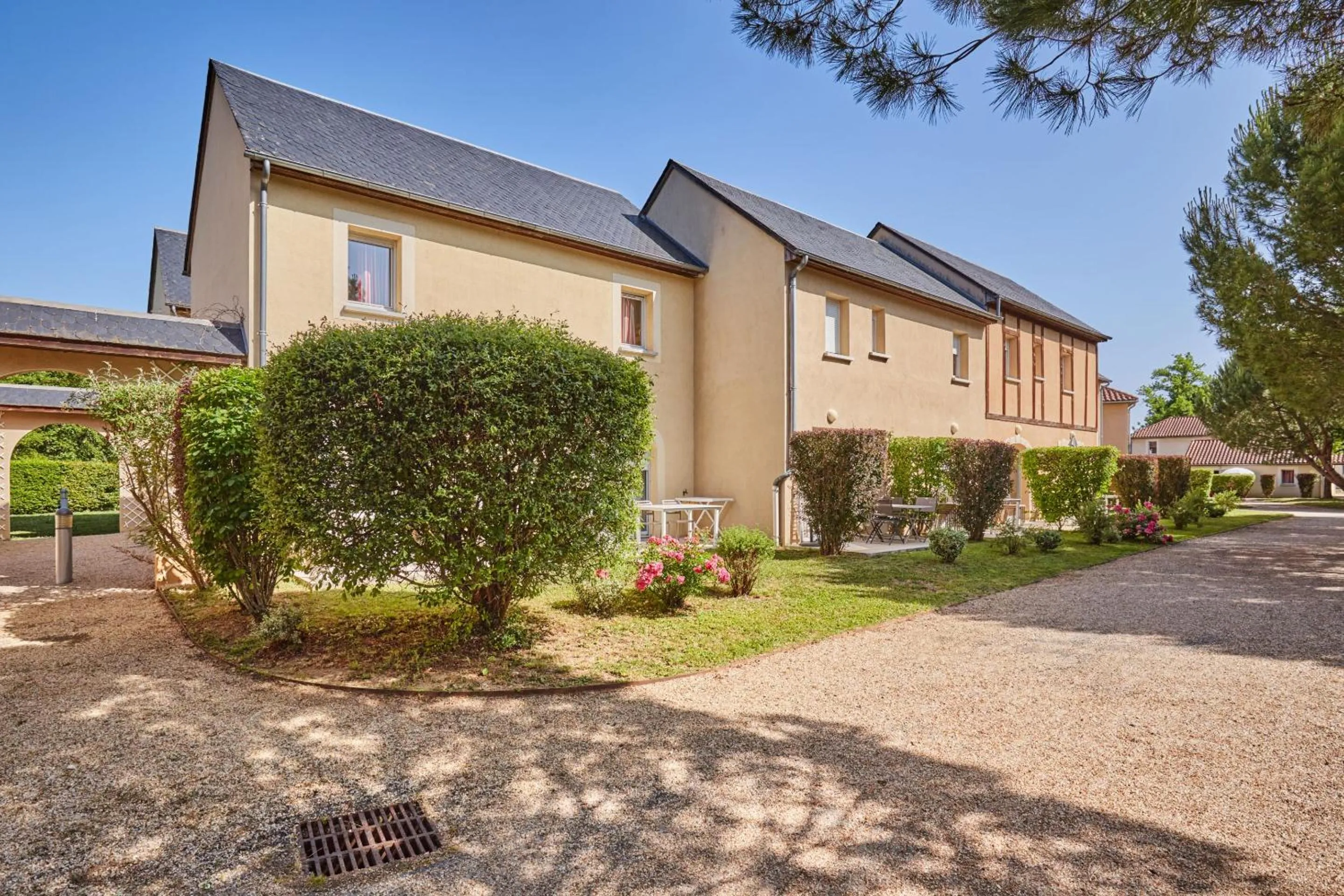 Spring in Résidence Odalys Le Hameau du Moulin