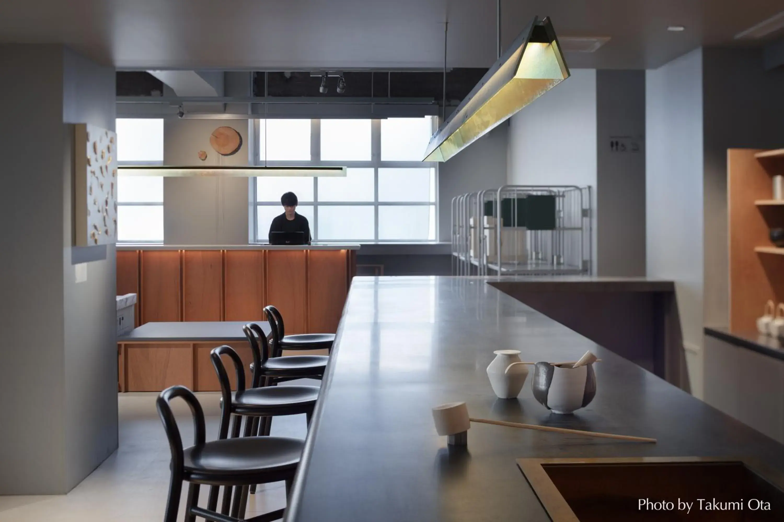 Lounge or bar in KAIKA Tokyo by THE SHARE HOTELS Lounge or bar in KAIKA Tokyo by THE SHARE HOTELS