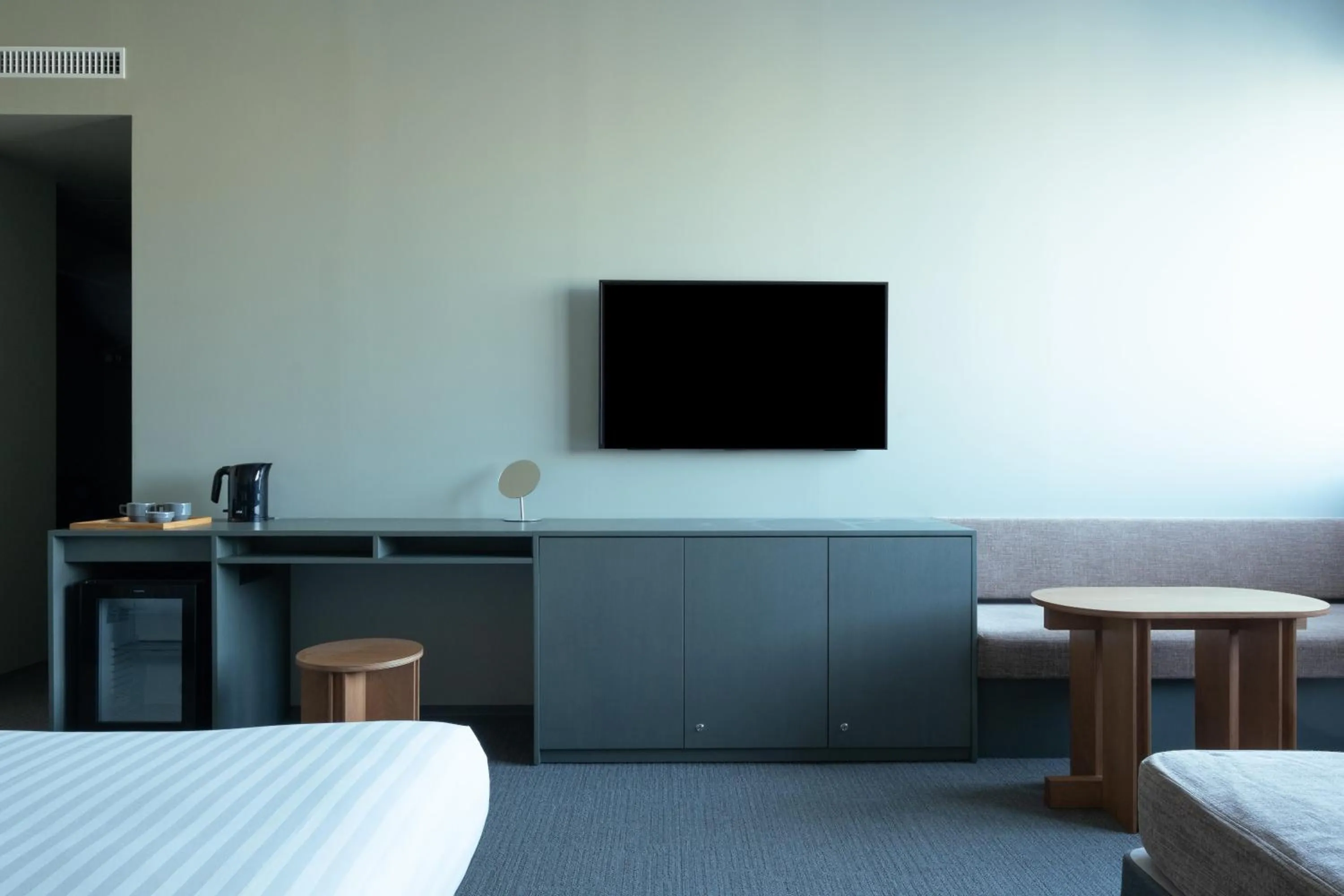 Photo of the whole room, Bed in KAIKA Tokyo by THE SHARE HOTELS