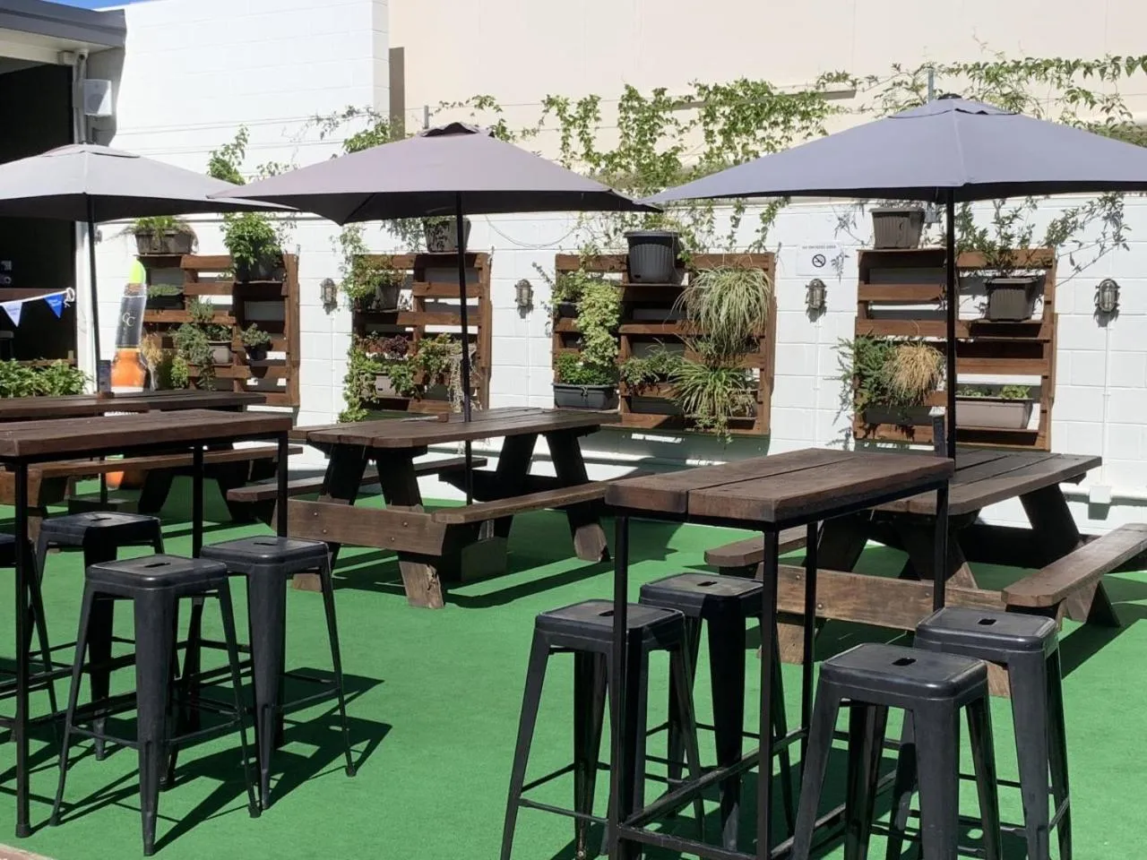 Property building in Biloela Hotel