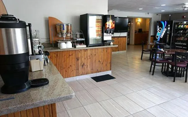 Breakfast in Ruidoso Mountain Inn