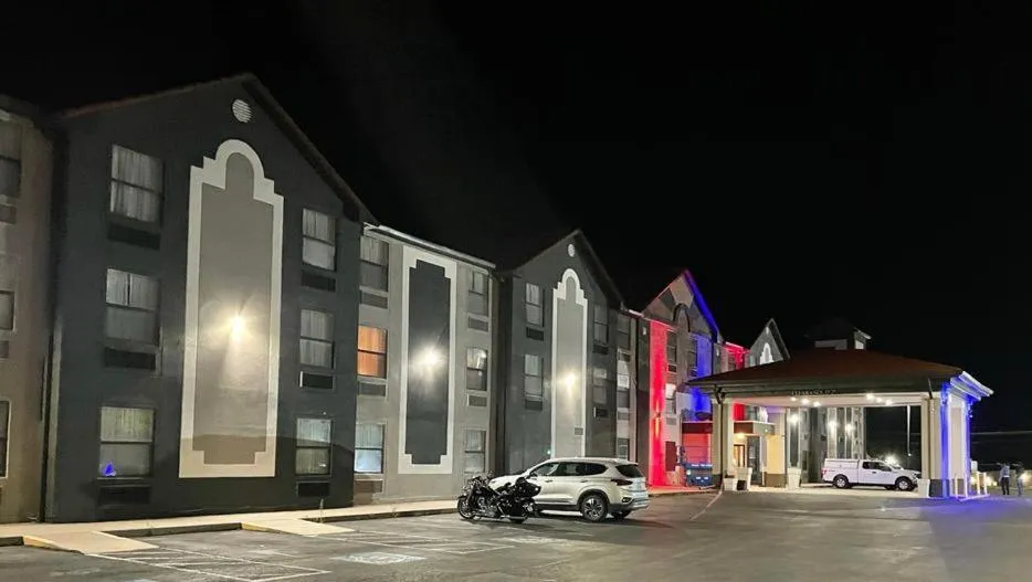 Property building in Ruidoso Mountain Inn