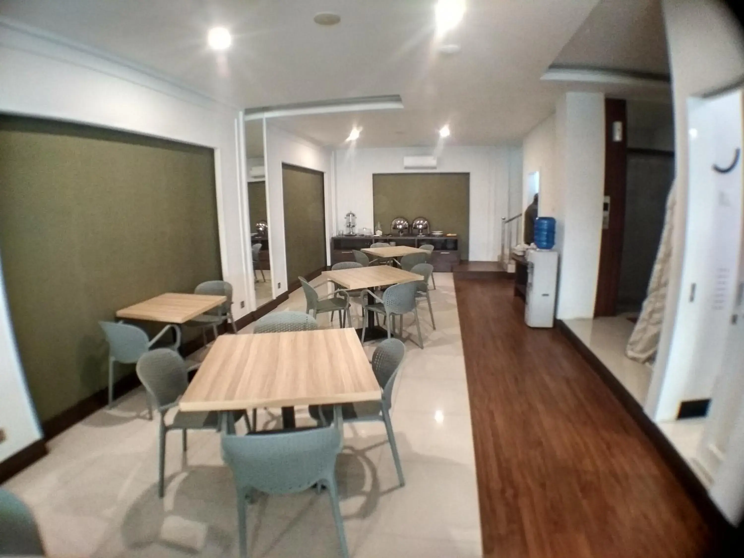 Restaurant/places to eat in Cordex Oase Pekanbaru Restaurant/places to eat in Cordex Oase Pekanbaru