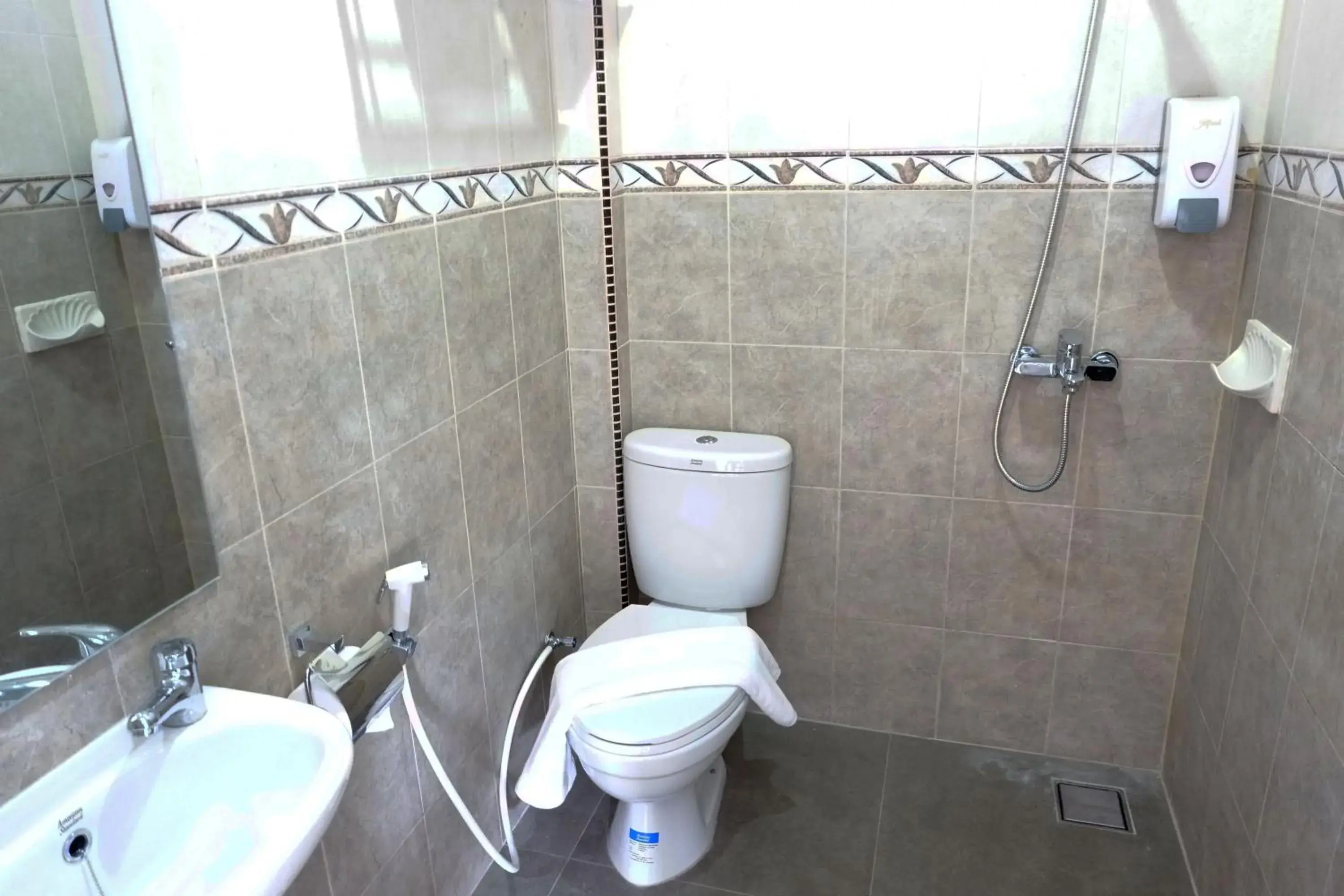 Standard Twin Room in Cordex Oase Pekanbaru Standard Twin Room in Cordex Oase Pekanbaru