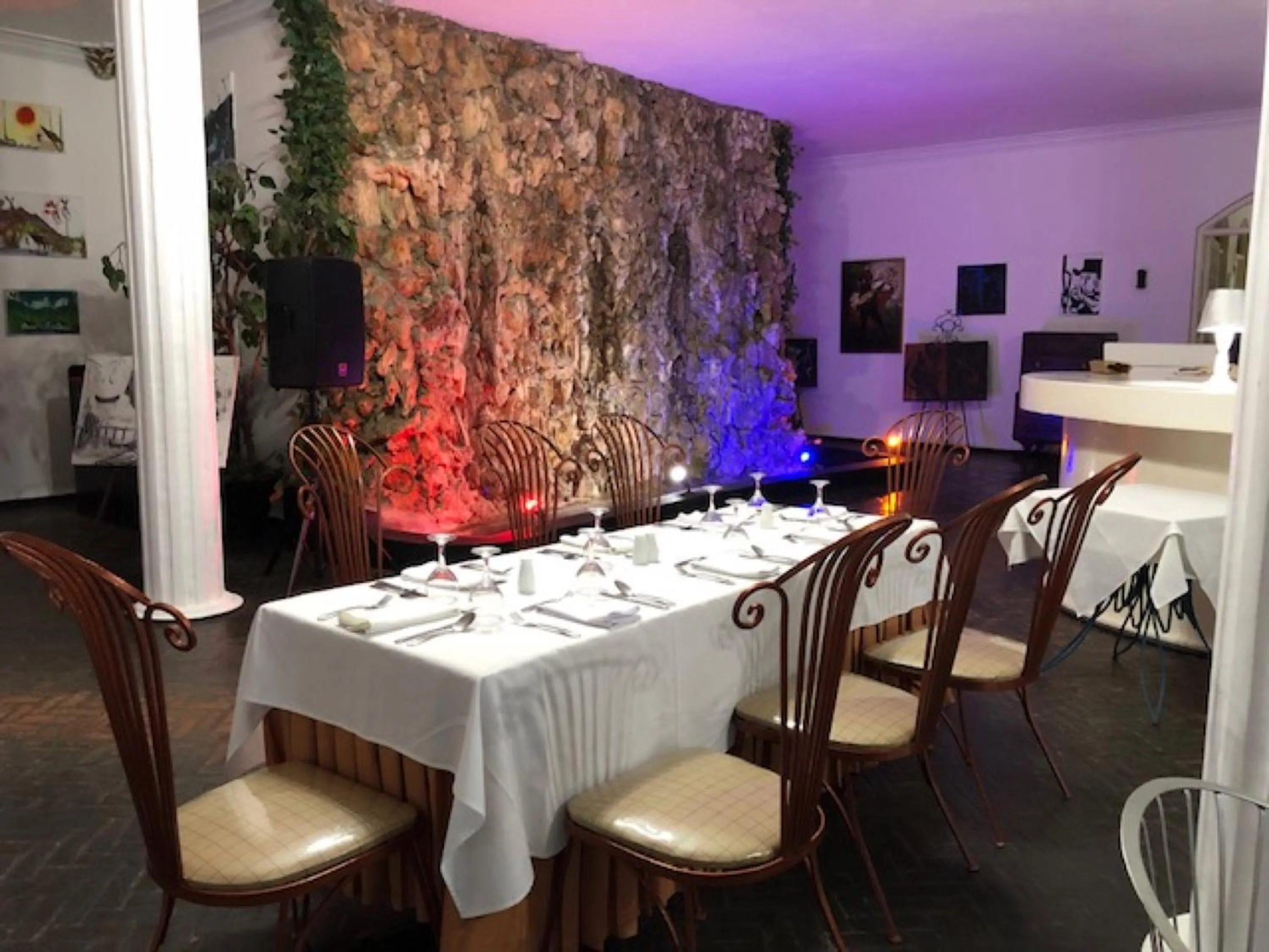 Banquet/Function facilities in Jamaica Palace Hotel