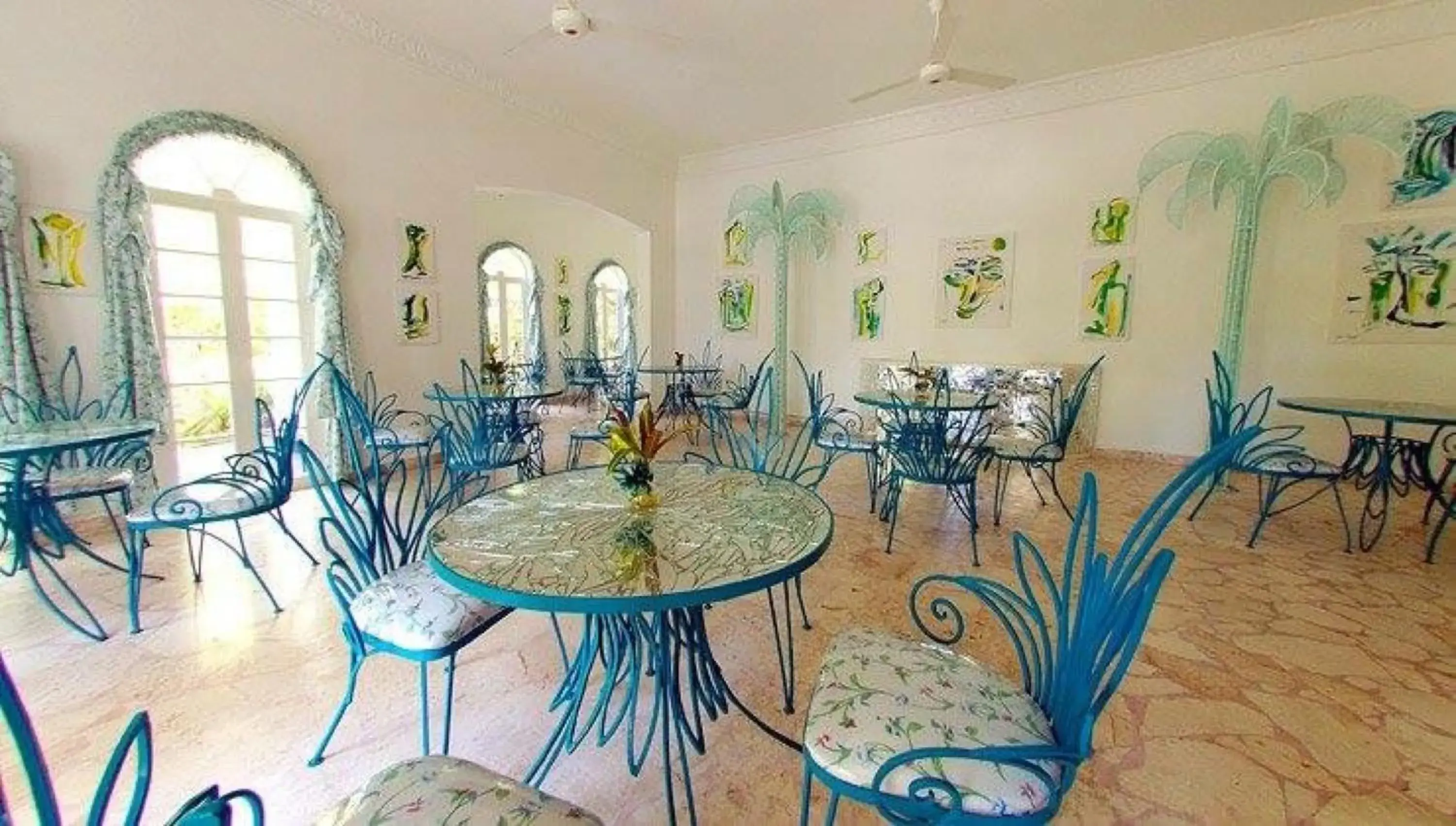 Restaurant/places to eat in Jamaica Palace Hotel Restaurant/places to eat in Jamaica Palace Hotel