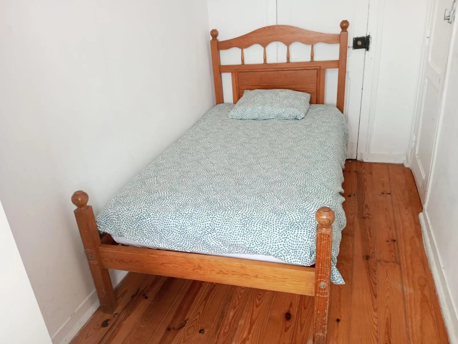 Bed in Lisbon Guesthouse