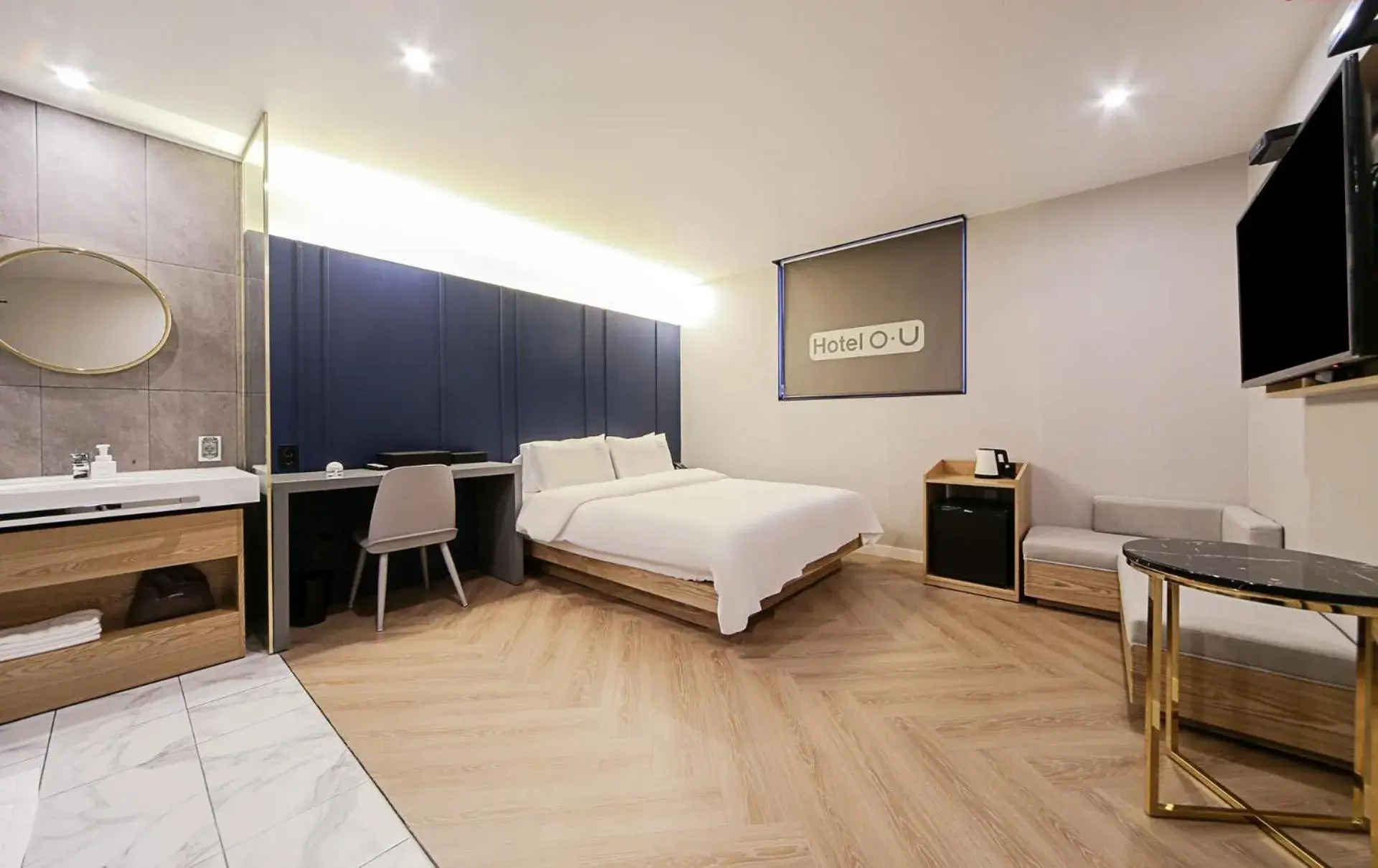 Bedroom, Bed in Hotel OU Bedroom, Bed in Hotel OU