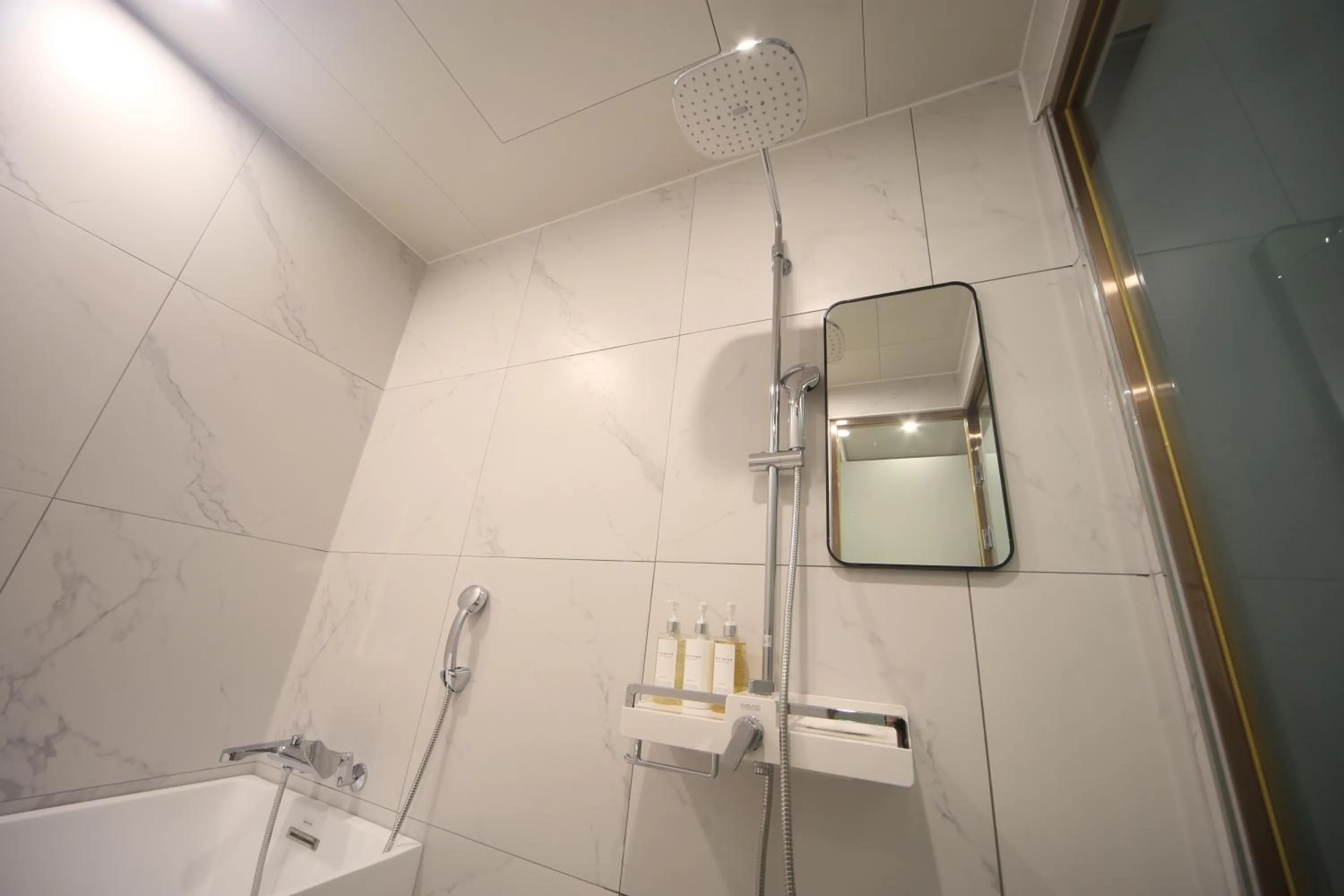 Bathroom in Hotel OU