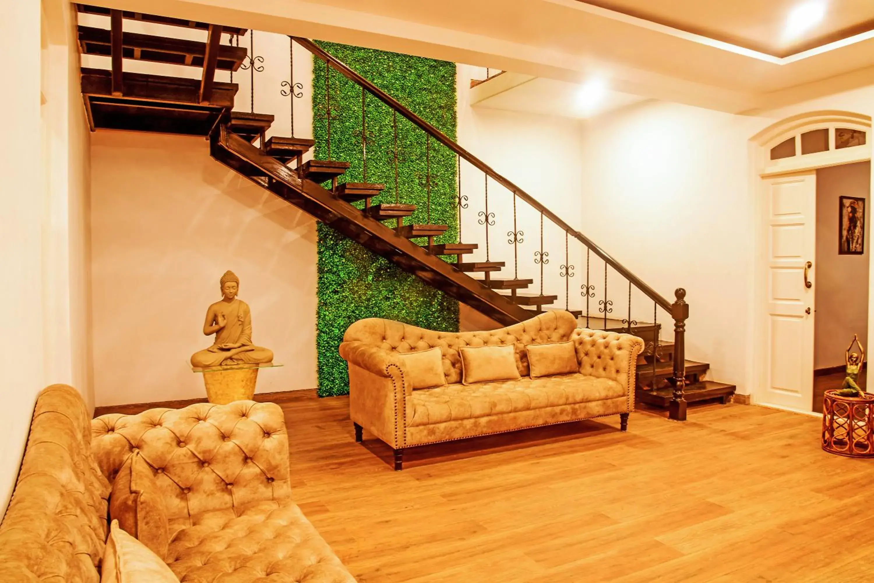 Living room in Regenta Place Green Leaf Mahabaleshwar Living room in Regenta Place Green Leaf Mahabaleshwar