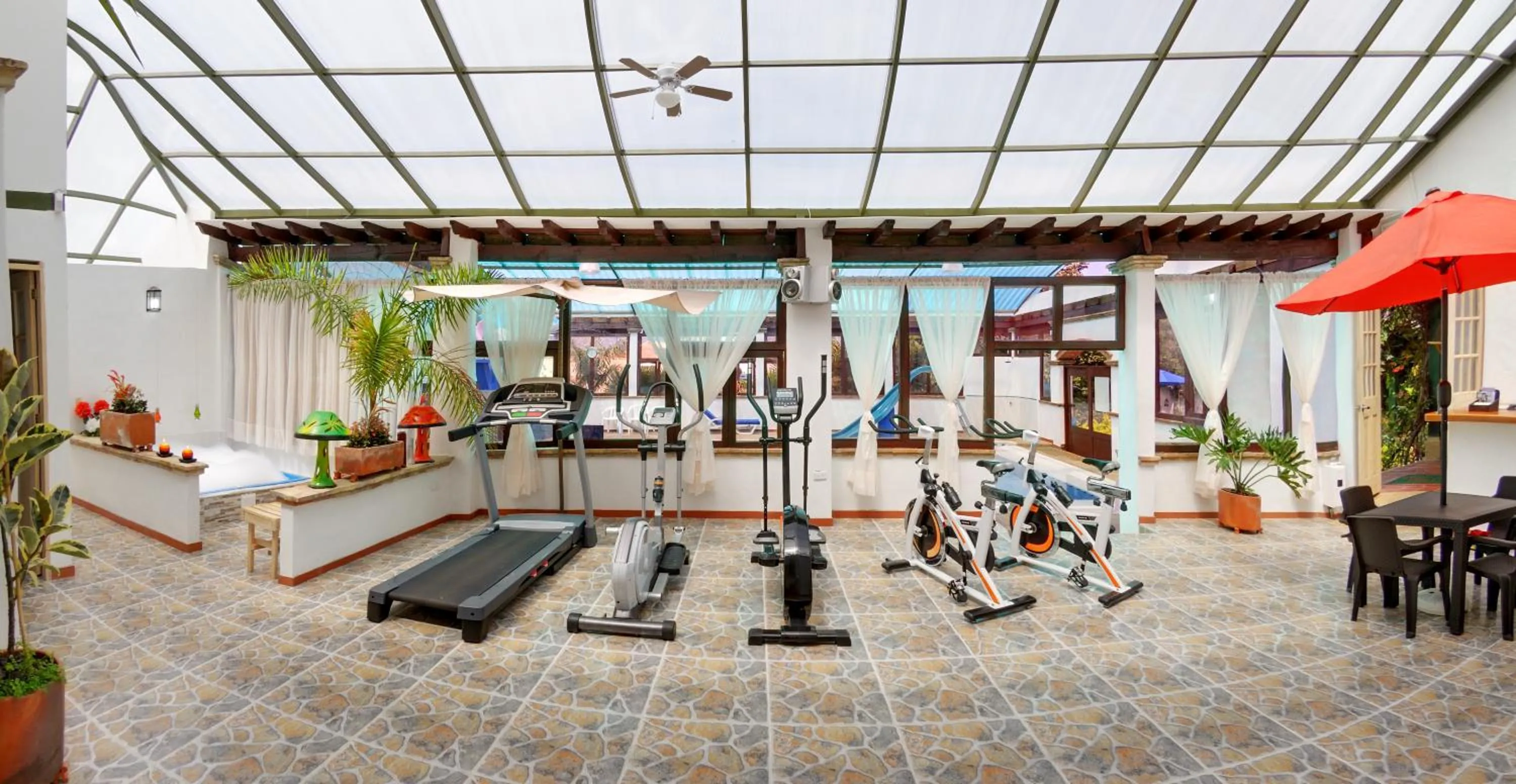 Fitness centre/facilities in Hotel Spa Villa Lina