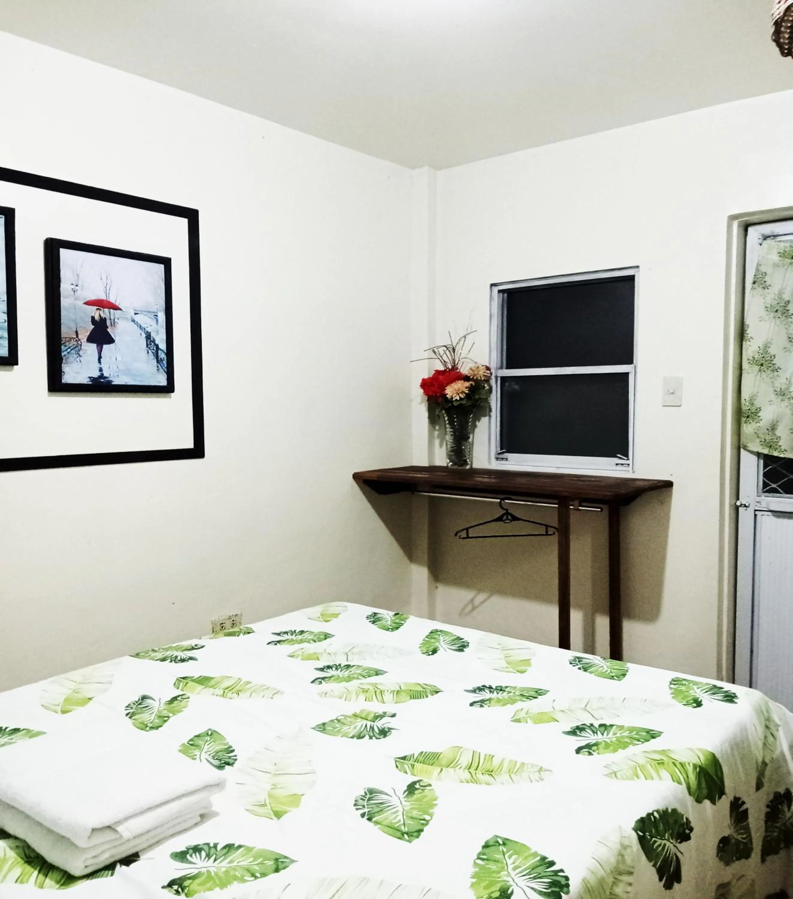 Bedroom, Bed in Leizel's Bed & Breakfast