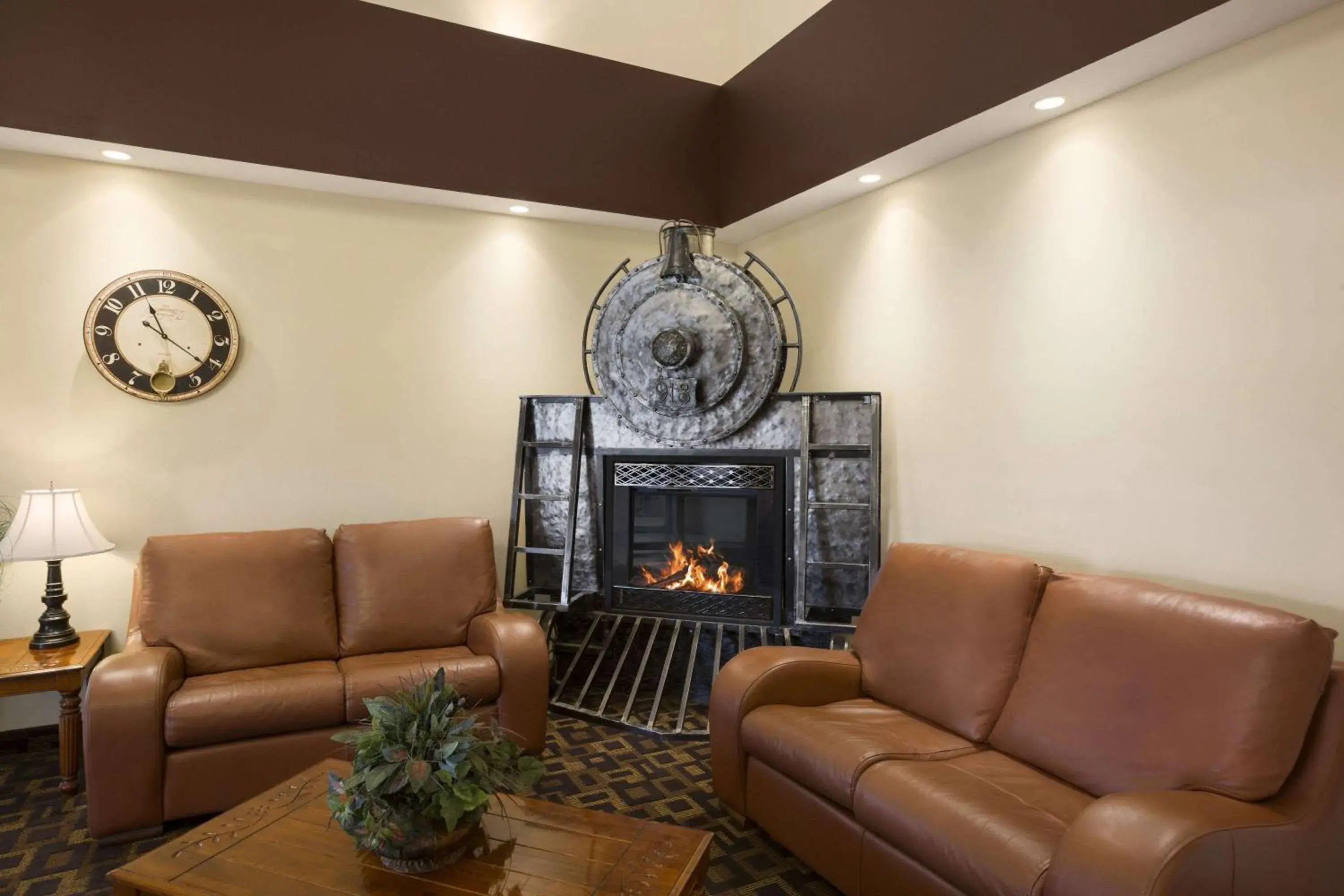 Lobby or reception in Days Inn by Wyndham Dawson Creek Lobby or reception in Days Inn by Wyndham Dawson Creek