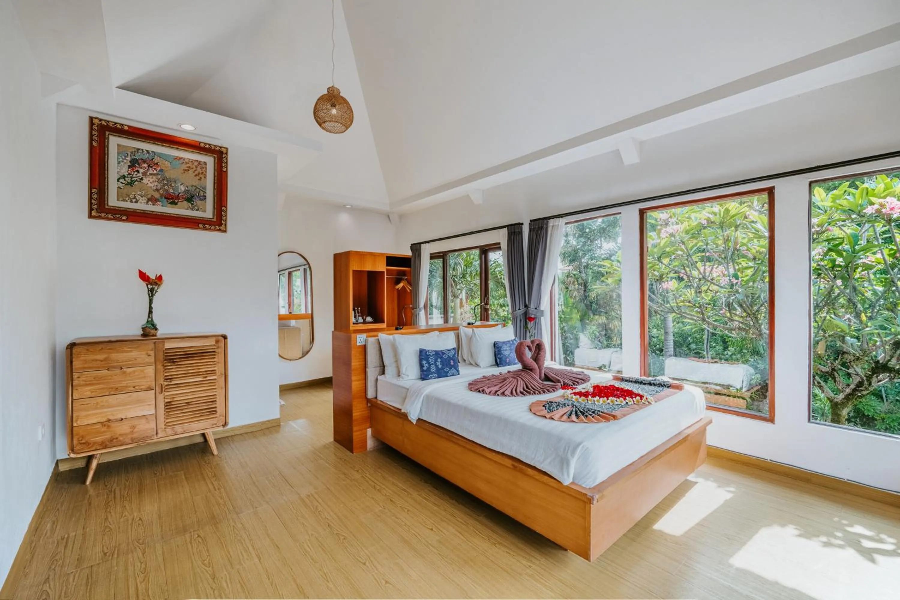 View (from property/room), Bed in Dewangga Ubud