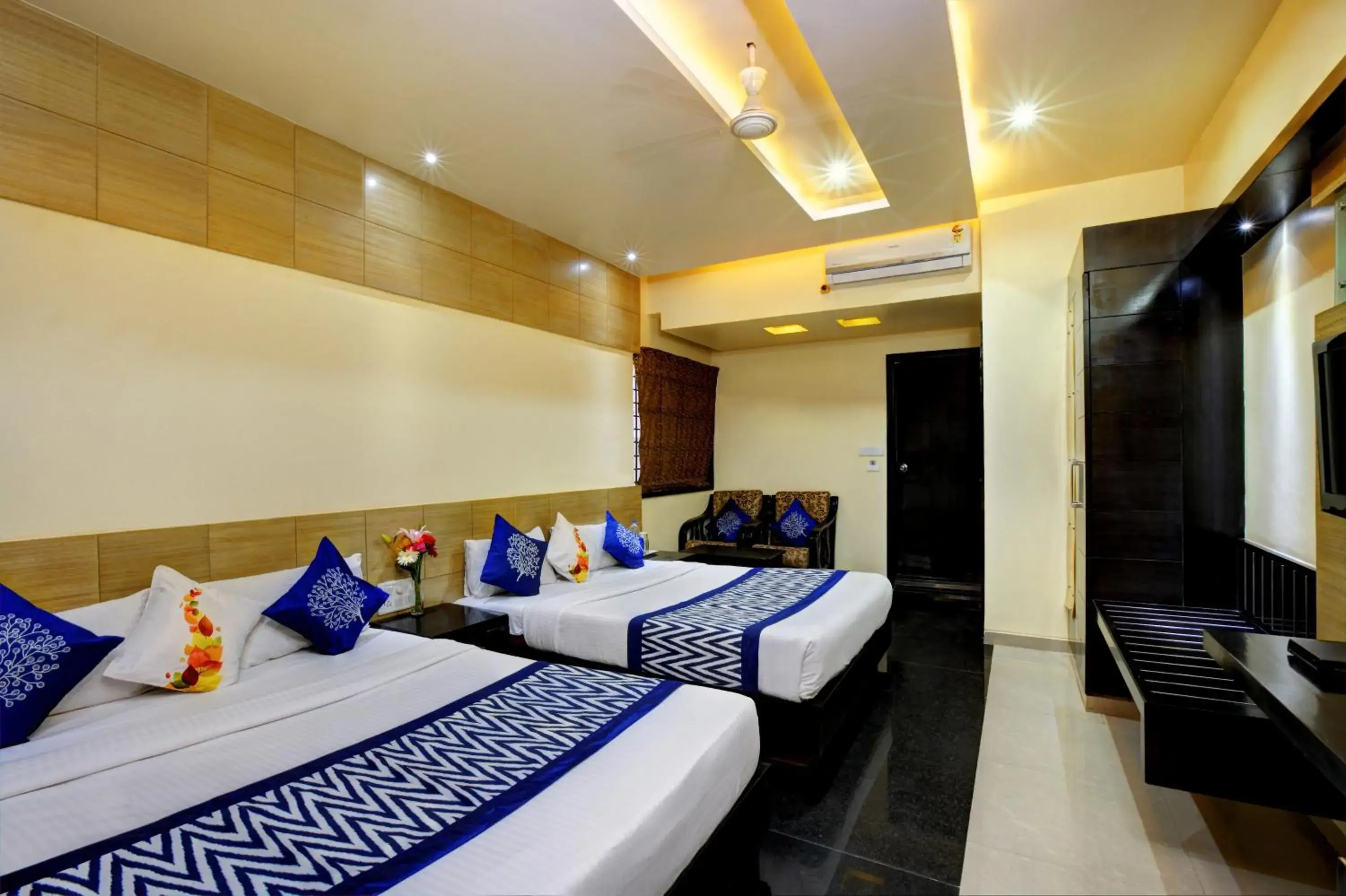 Photo of the whole room, Bed in Hotel Arafa Inn Photo of the whole room, Bed in Hotel Arafa Inn